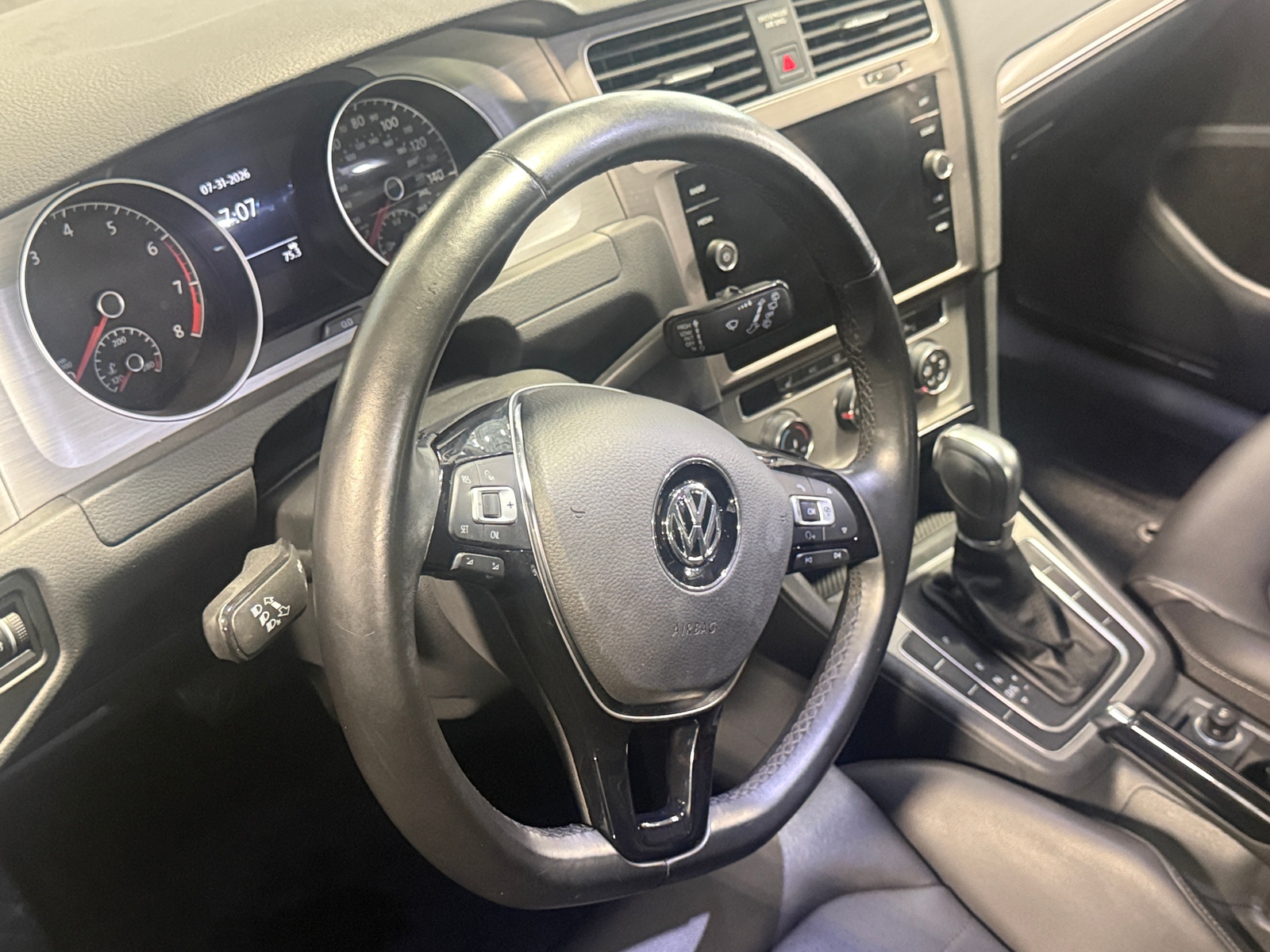 Thumbnail: 2015 Volkswagen Golf - 4