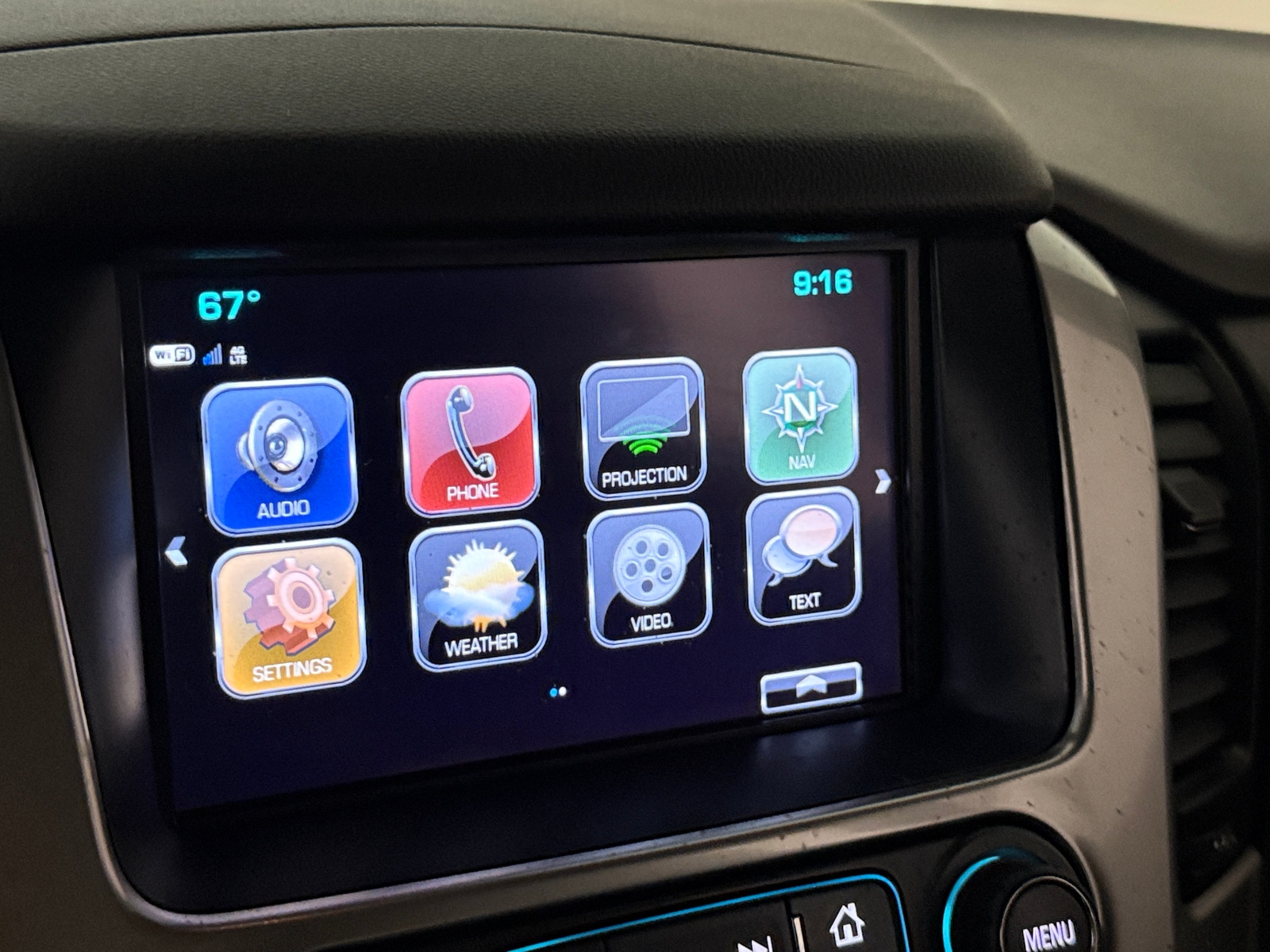 Thumbnail: 2017 Chevrolet Tahoe - 3
