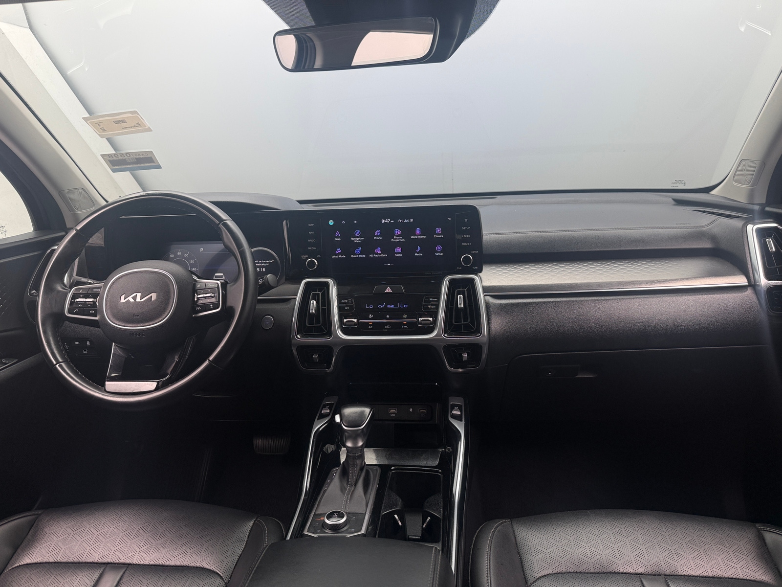 Thumbnail: 2023 Kia Sorento - 2