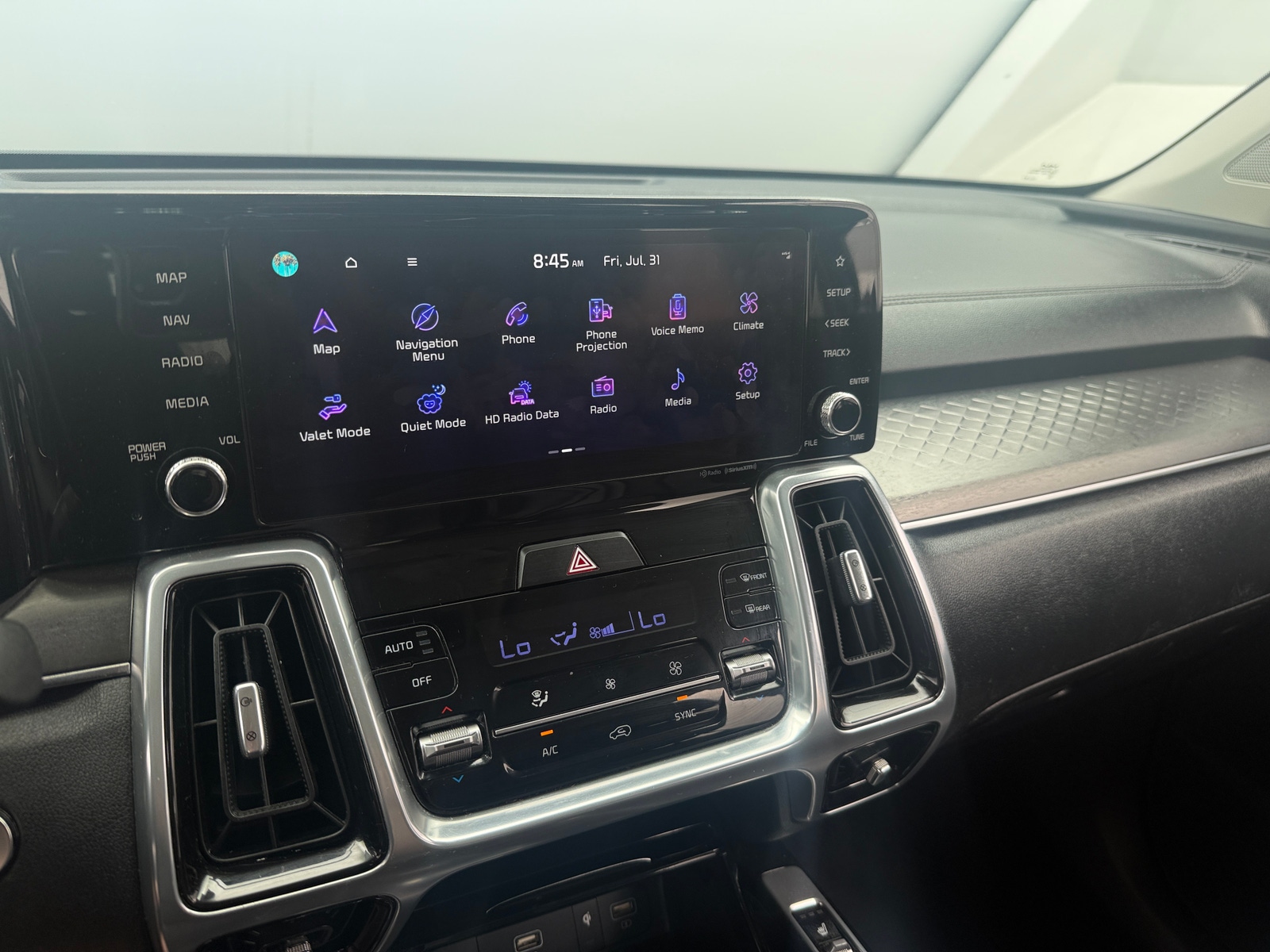 Thumbnail: 2023 Kia Sorento - 3