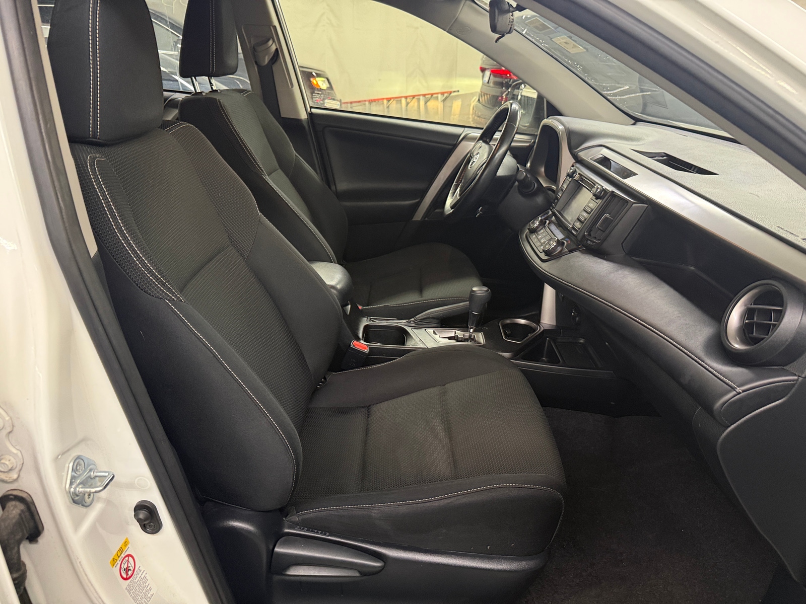 Thumbnail: 2018 Toyota RAV4 - 2