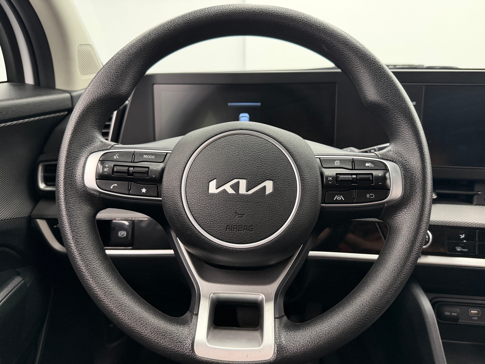 Thumbnail: 2025 Kia Sportage - 5