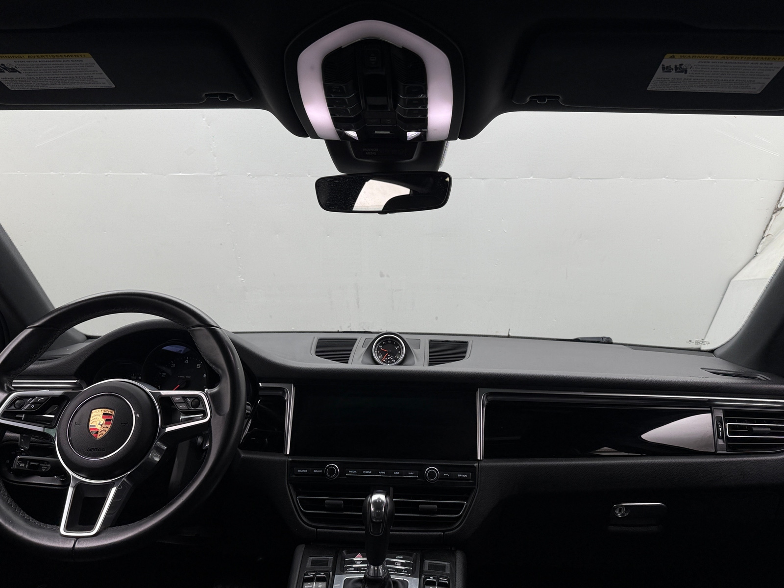 Thumbnail: 2020 Porsche Macan - 2
