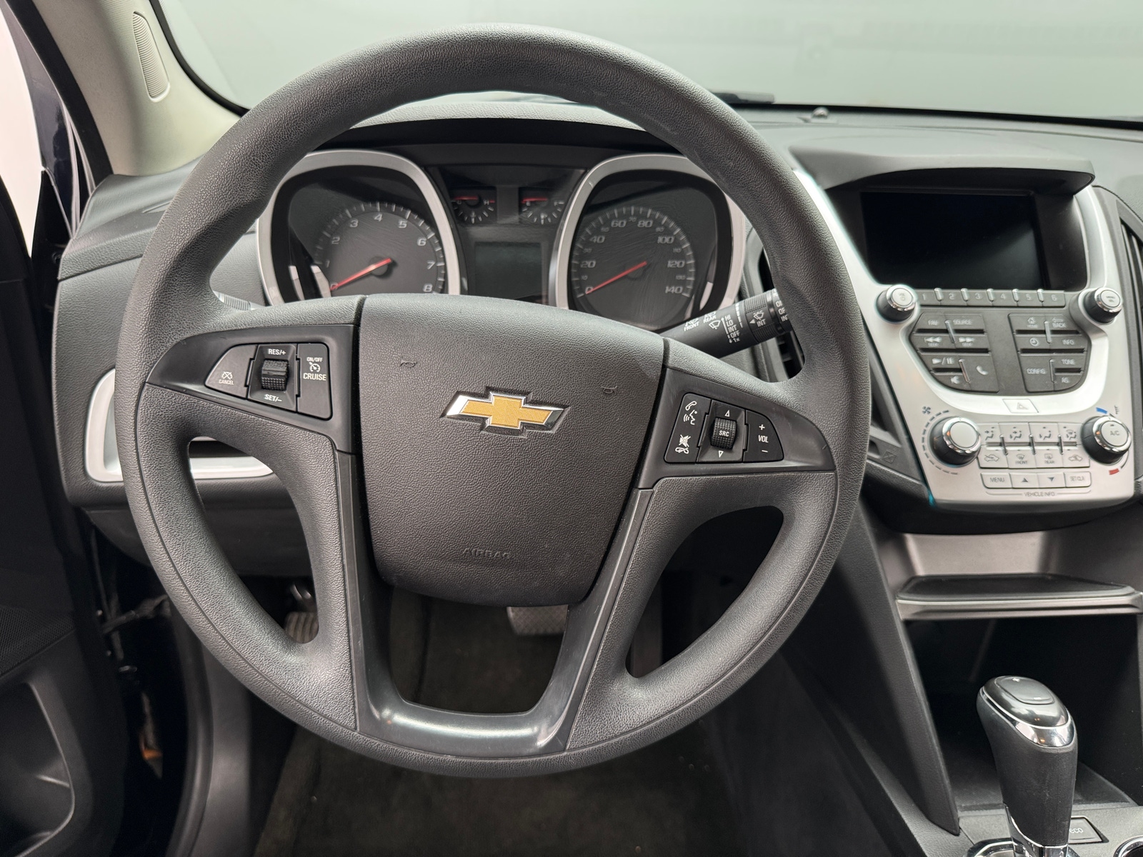 Thumbnail: 2017 Chevrolet Equinox - 5
