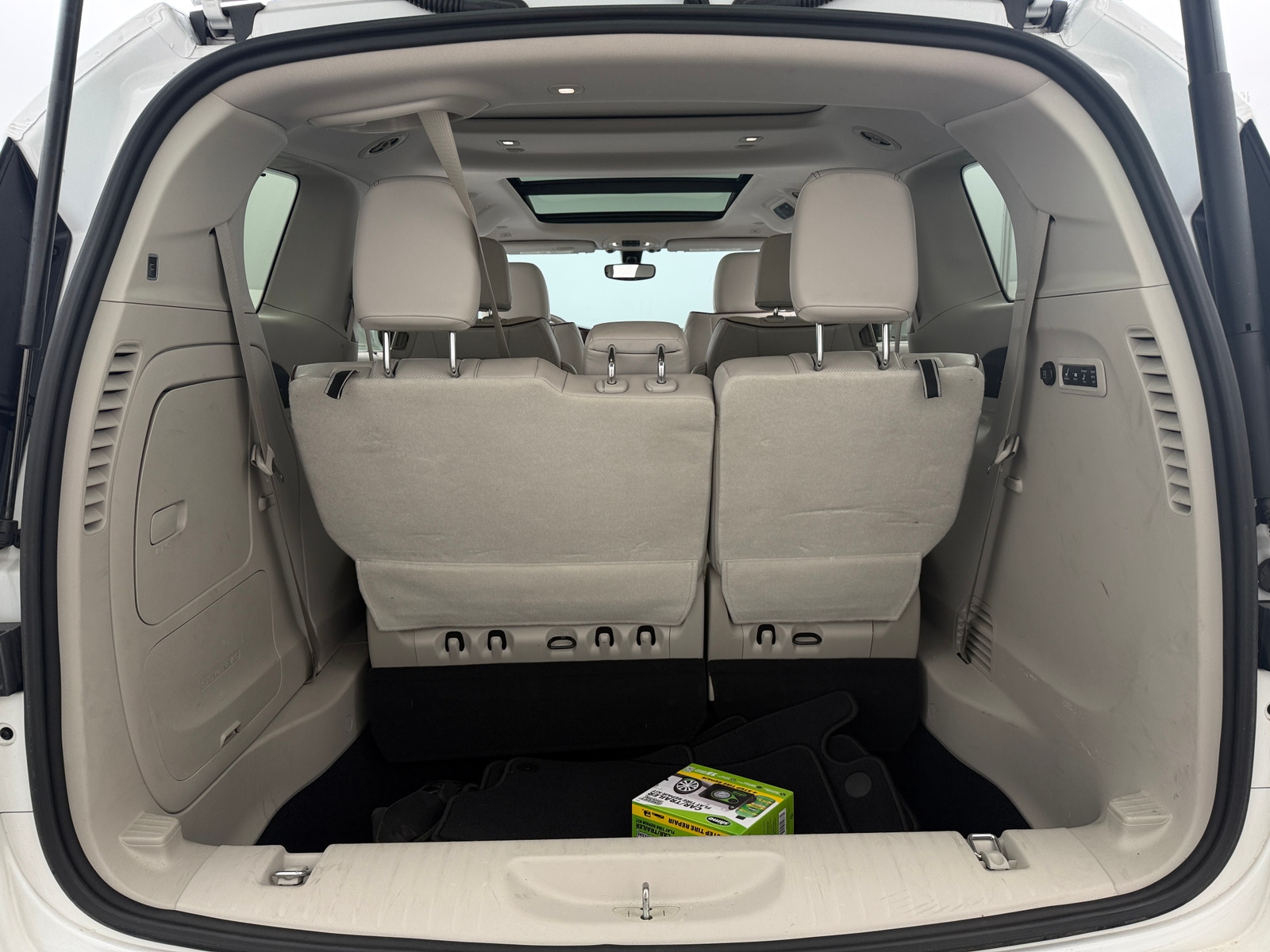 Thumbnail: 2018 Chrysler Pacifica - 6