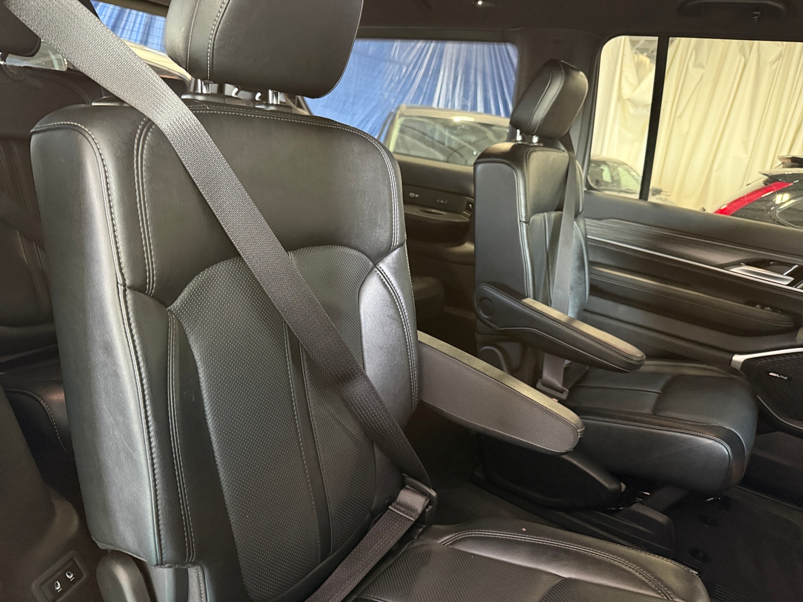 Thumbnail: 2024 Jeep Wagoneer - 5
