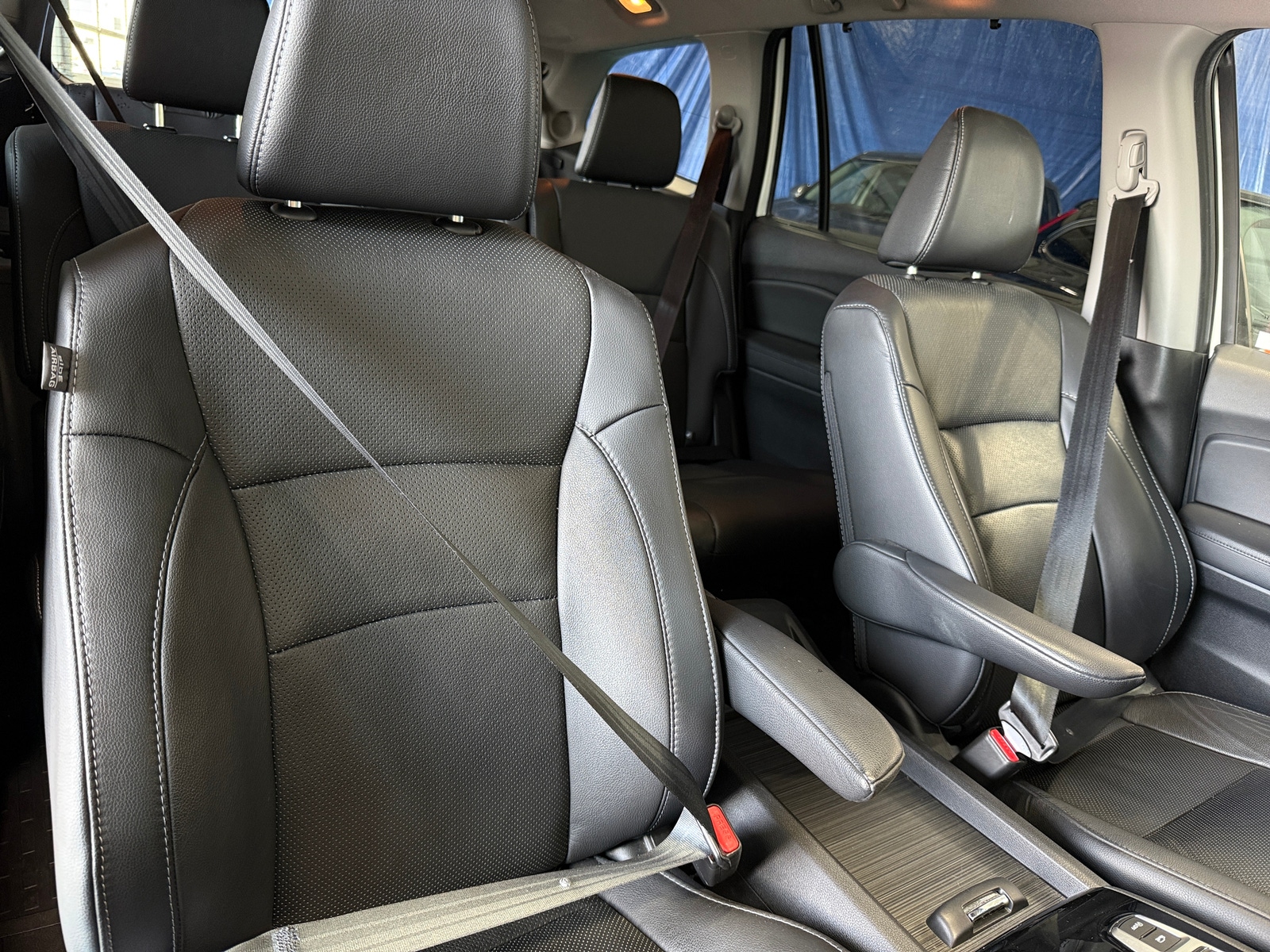 Thumbnail: 2017 Honda Pilot - 2