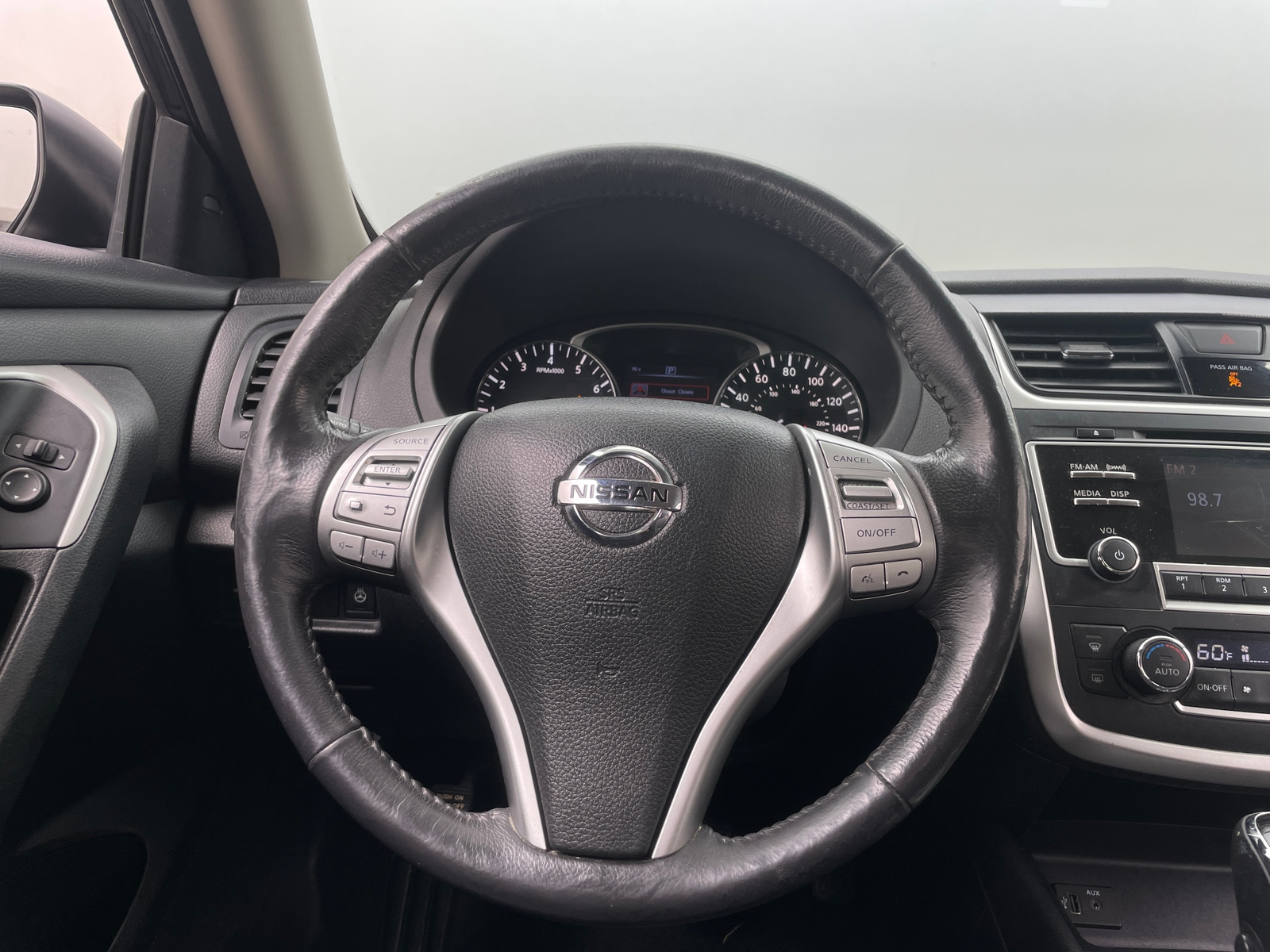 Thumbnail: 2017 Nissan Altima - 4