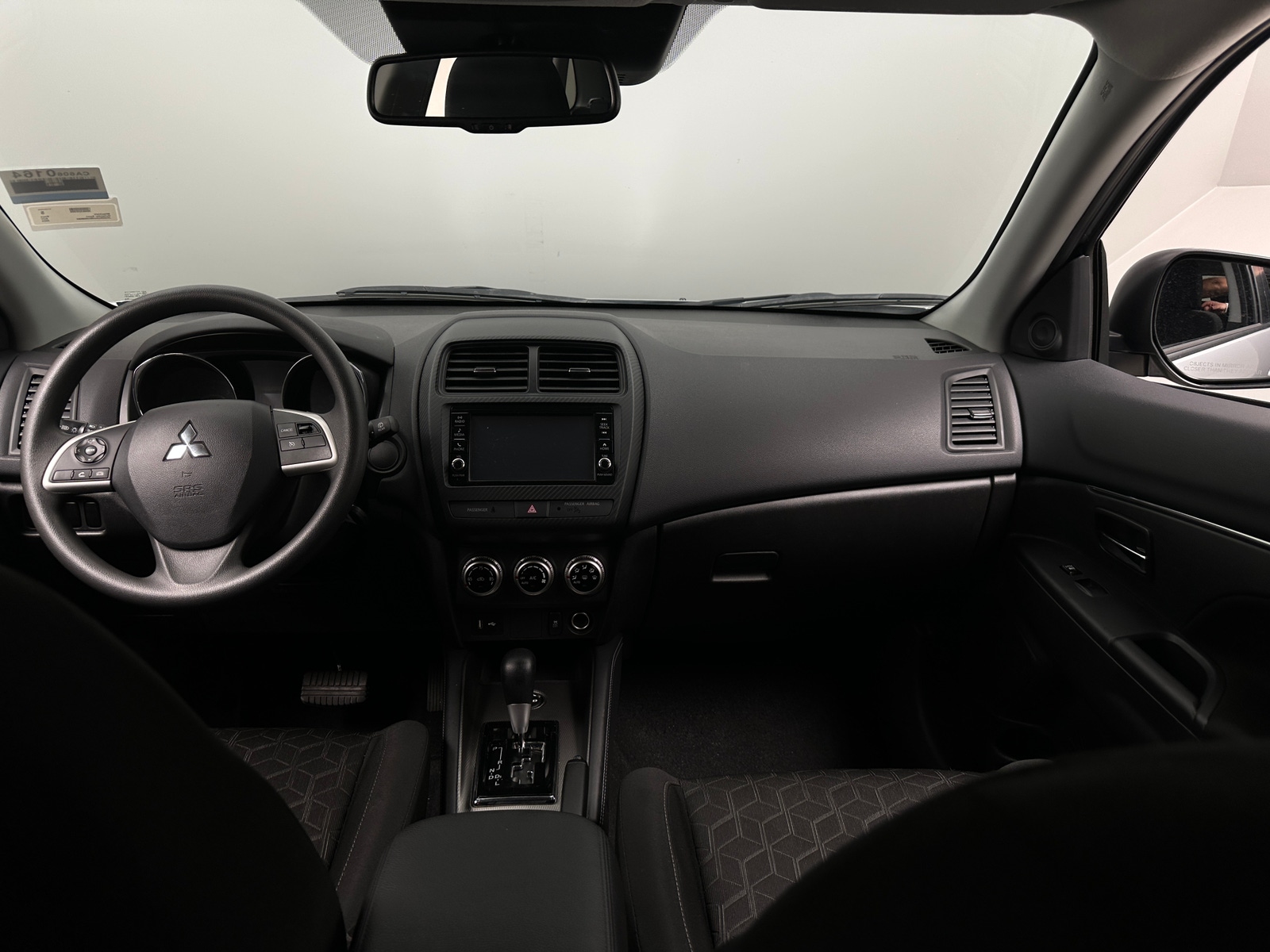 Thumbnail: 2025 Mitsubishi Outlander Sport - 3