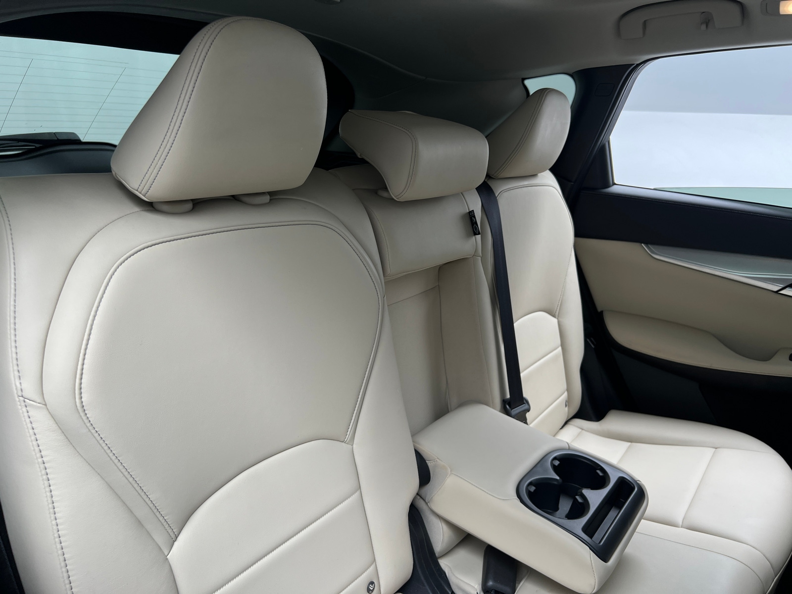 Thumbnail: 2019 INFINITI QX50 - 5