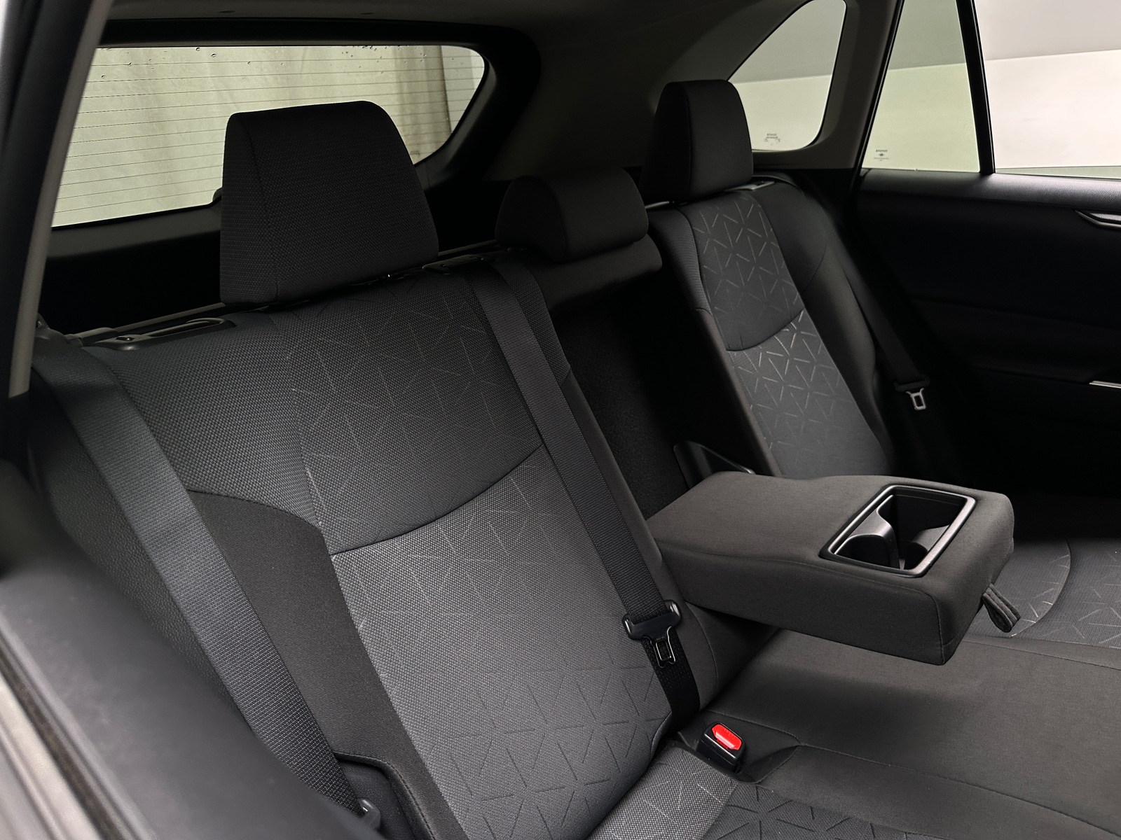 Thumbnail: 2025 Toyota RAV4 - 6