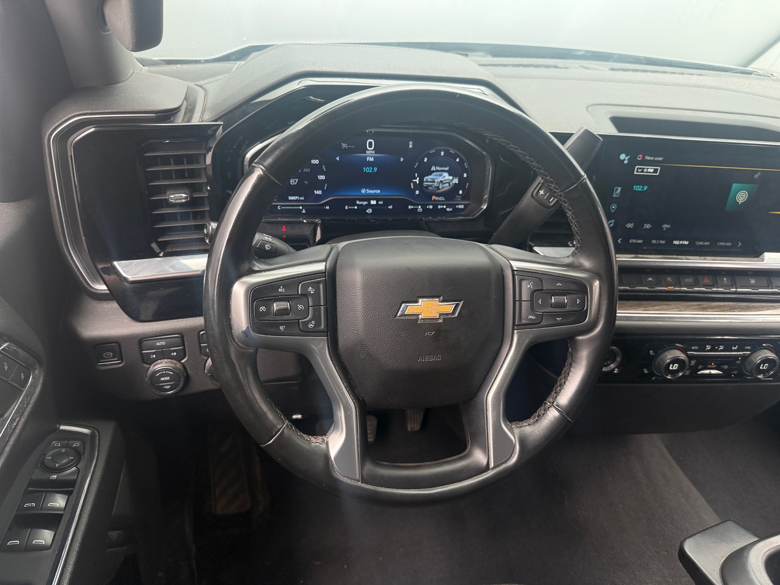 Thumbnail: 2023 Chevrolet Silverado 1500 - 5