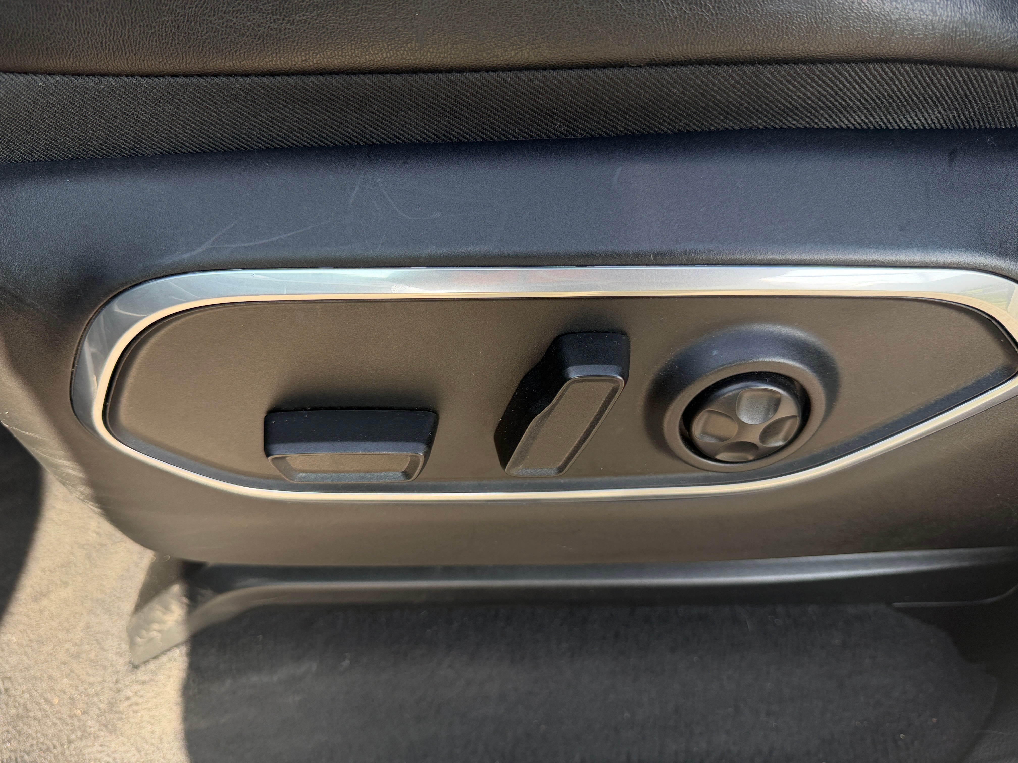 2024 Jeep Wagoneer Series II - Photo 13