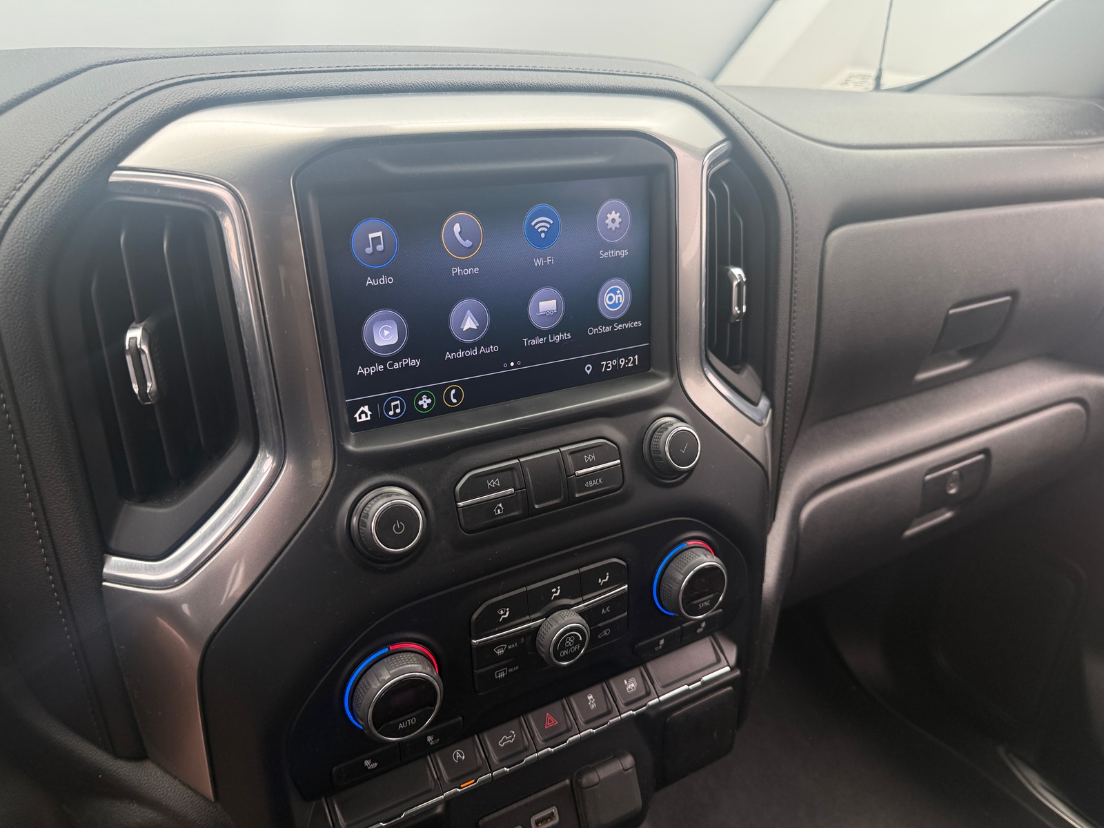 Thumbnail: 2019 Chevrolet Silverado 1500 - 4