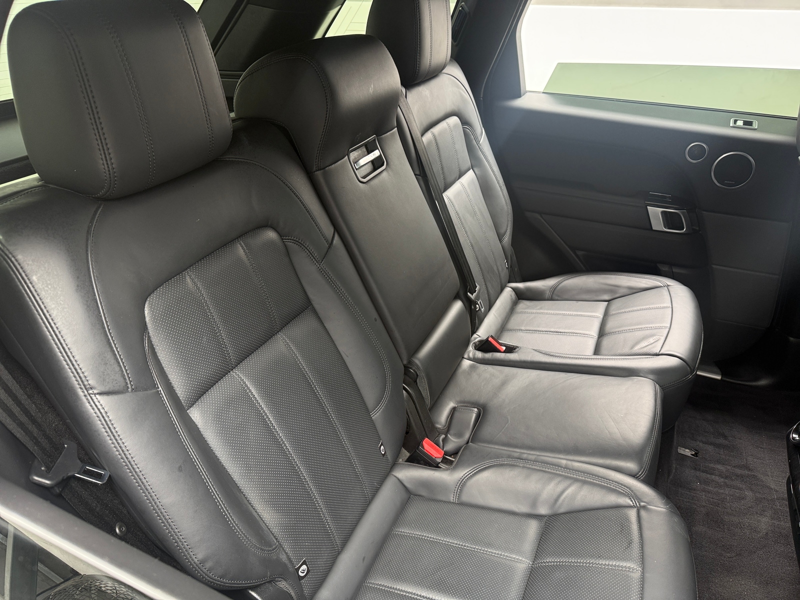 Thumbnail: 2022 Land Rover Range Rover Sport - 5
