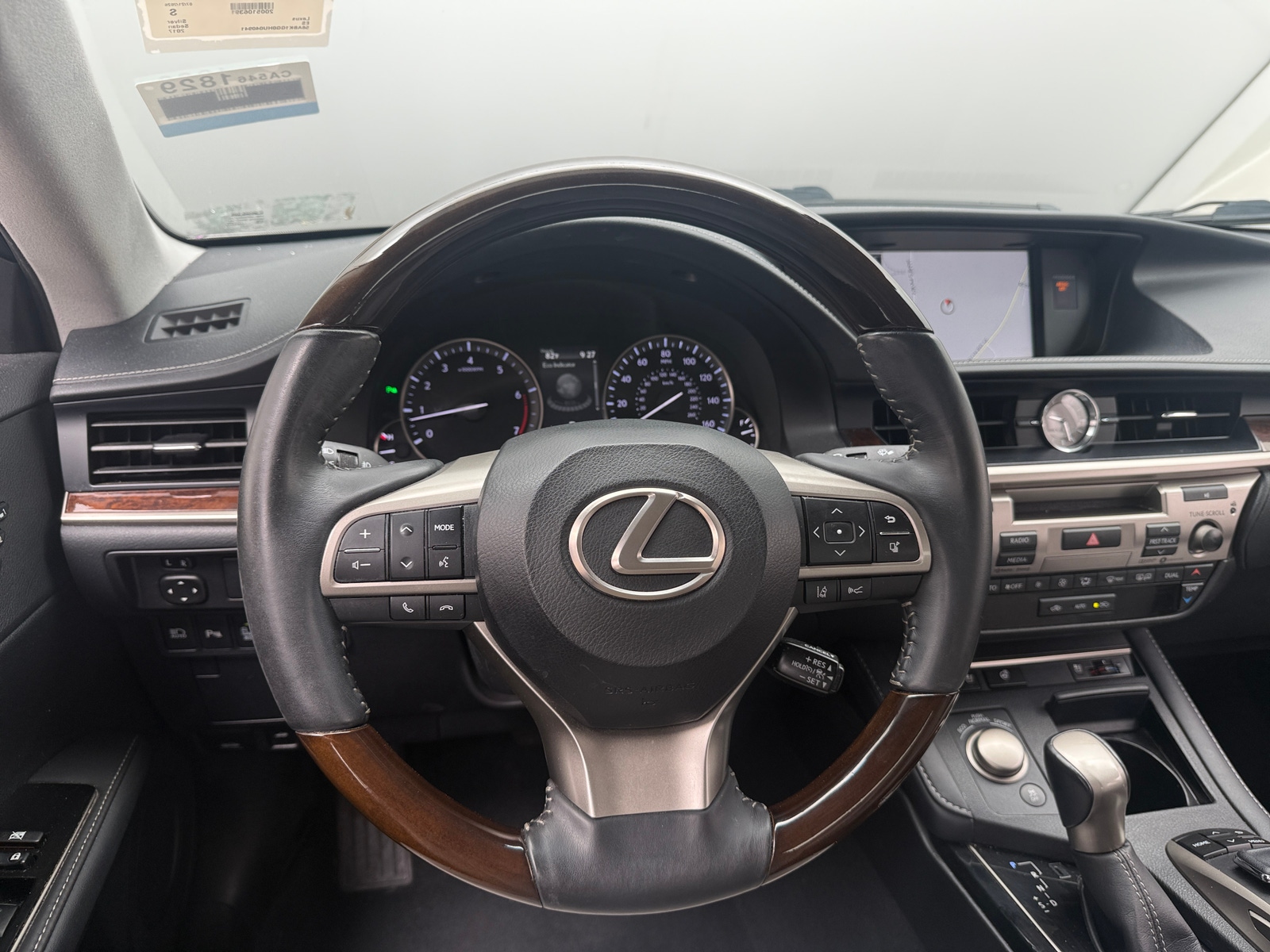 Thumbnail: 2017 Lexus ES - 4