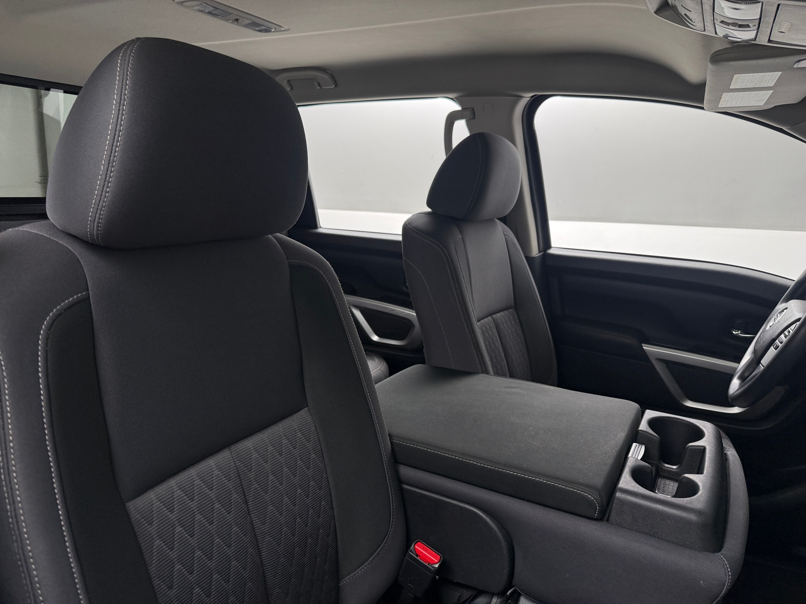 Thumbnail: 2021 Nissan Titan - 2