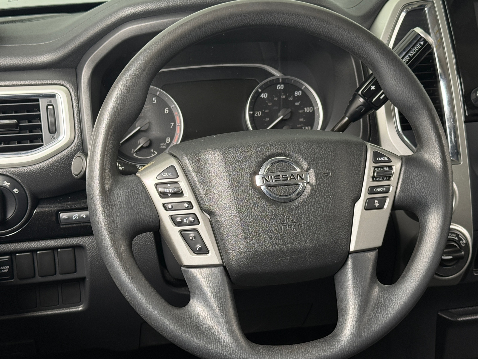 Thumbnail: 2021 Nissan Titan - 5