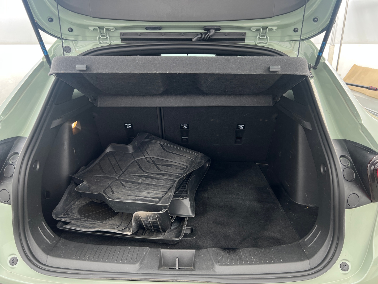 Thumbnail: 2024 Chevrolet Trax - 6