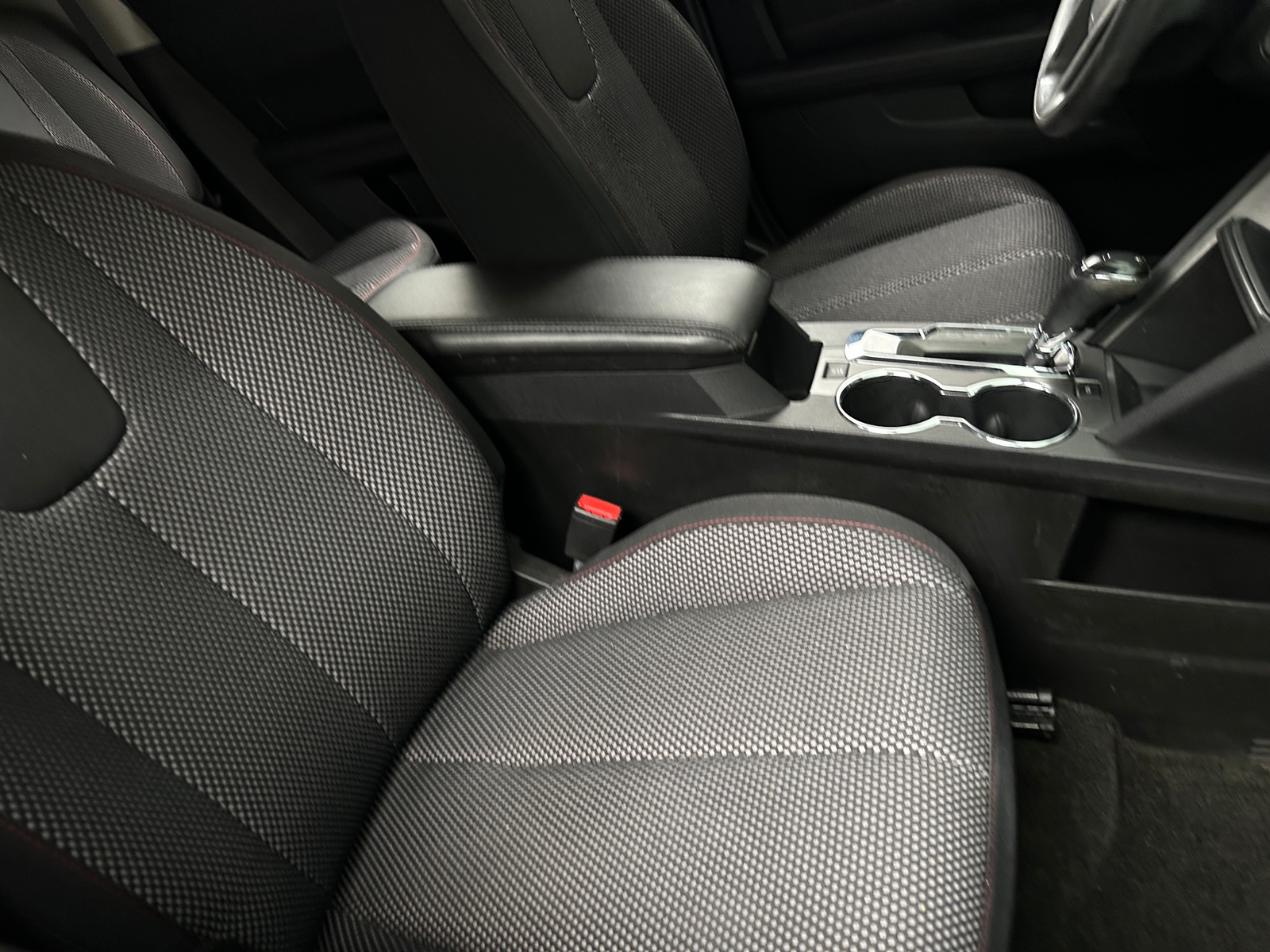 Thumbnail: 2017 GMC Terrain - 2