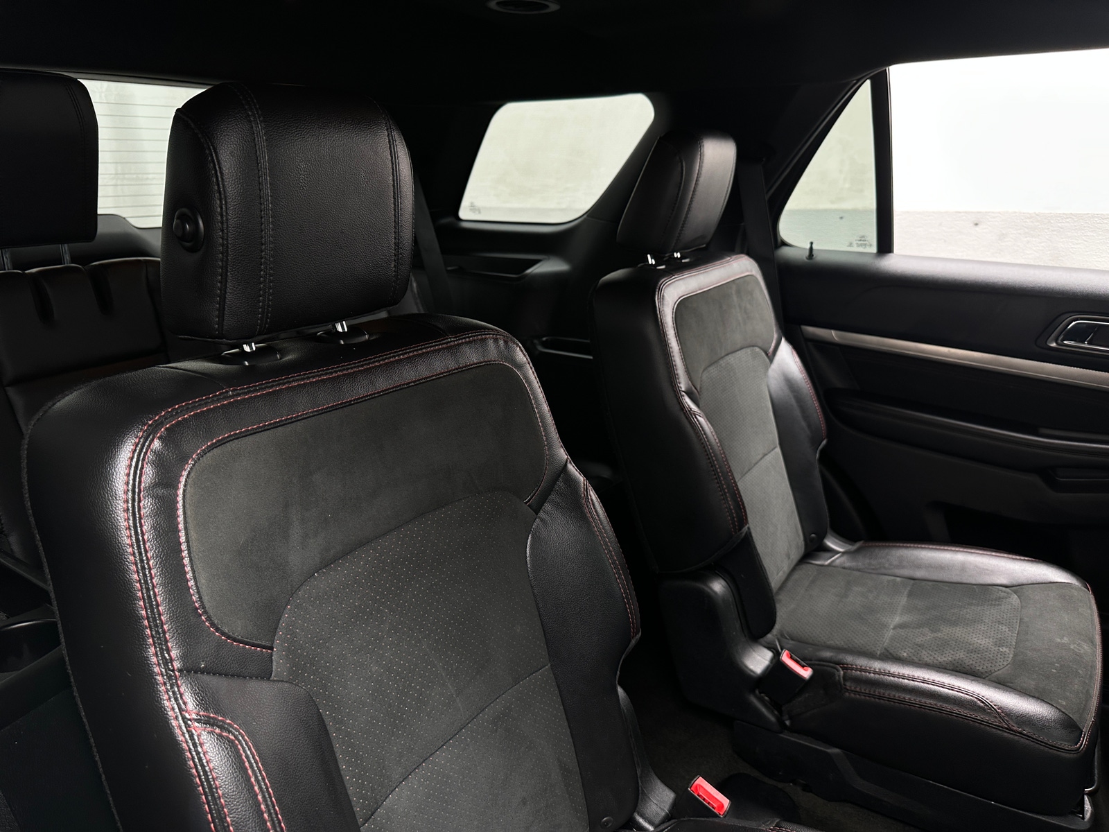 Thumbnail: 2018 Ford Explorer - 6