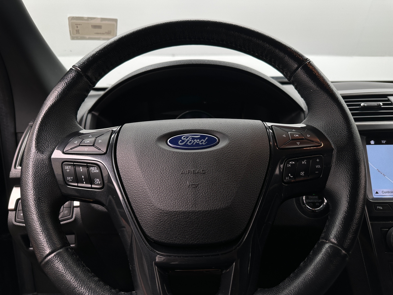 Thumbnail: 2018 Ford Explorer - 5