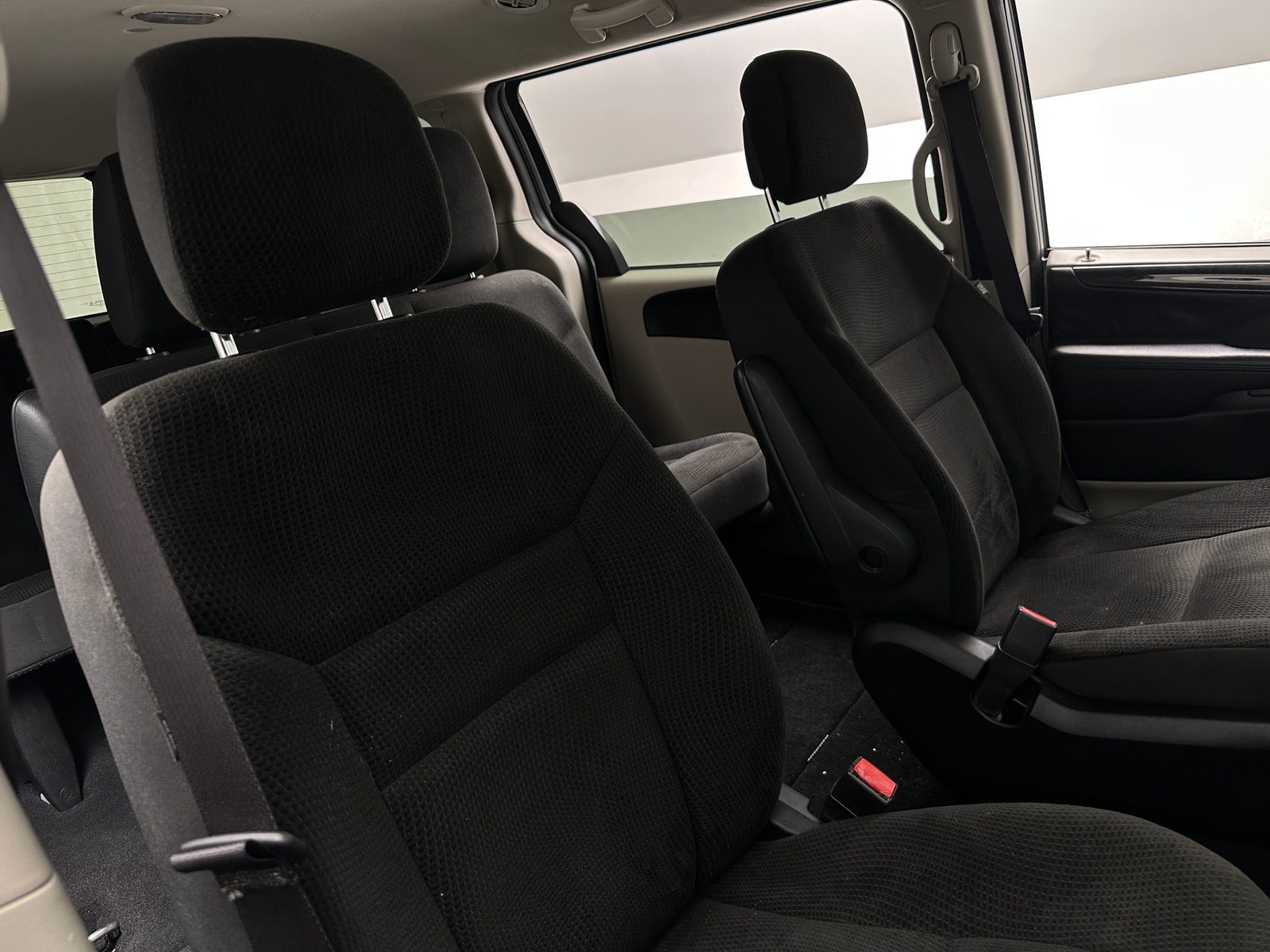 Thumbnail: 2019 Dodge Grand Caravan - 2