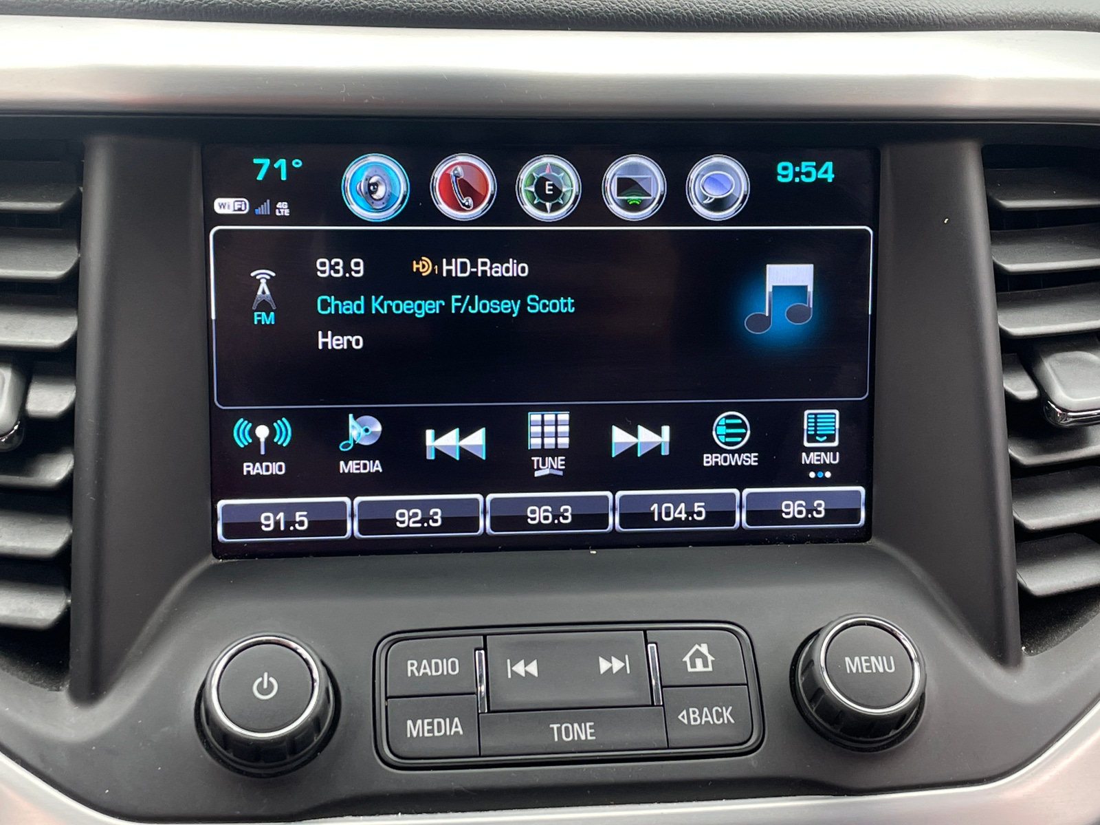 Thumbnail: 2018 GMC Acadia - 3