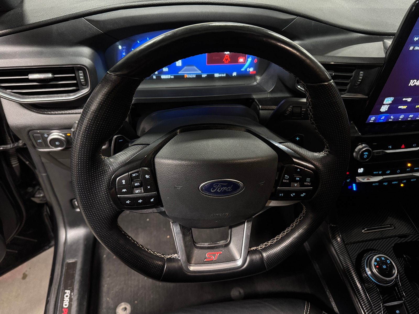 Thumbnail: 2021 Ford Explorer - 4