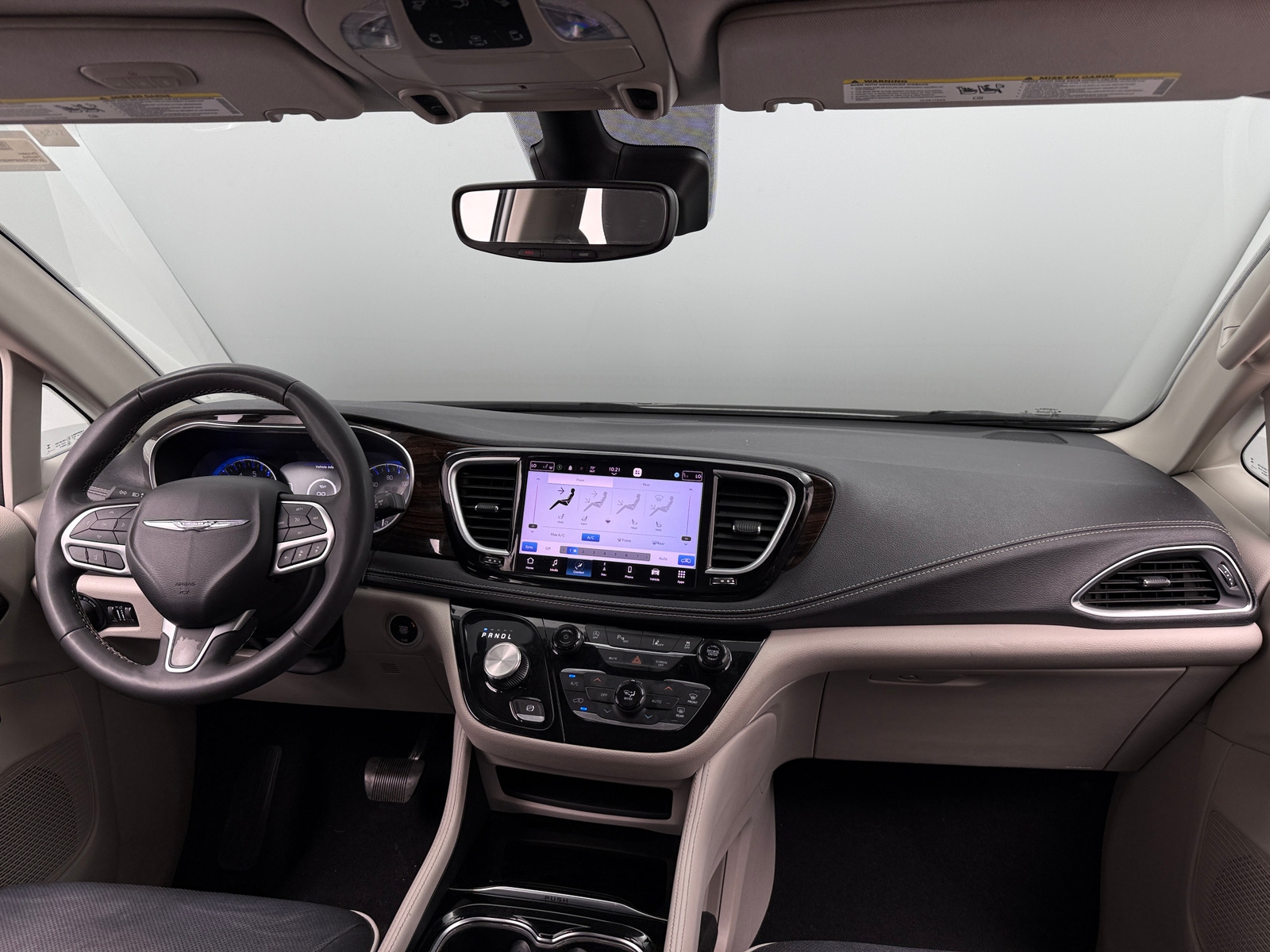 Thumbnail: 2023 Chrysler Pacifica - 2