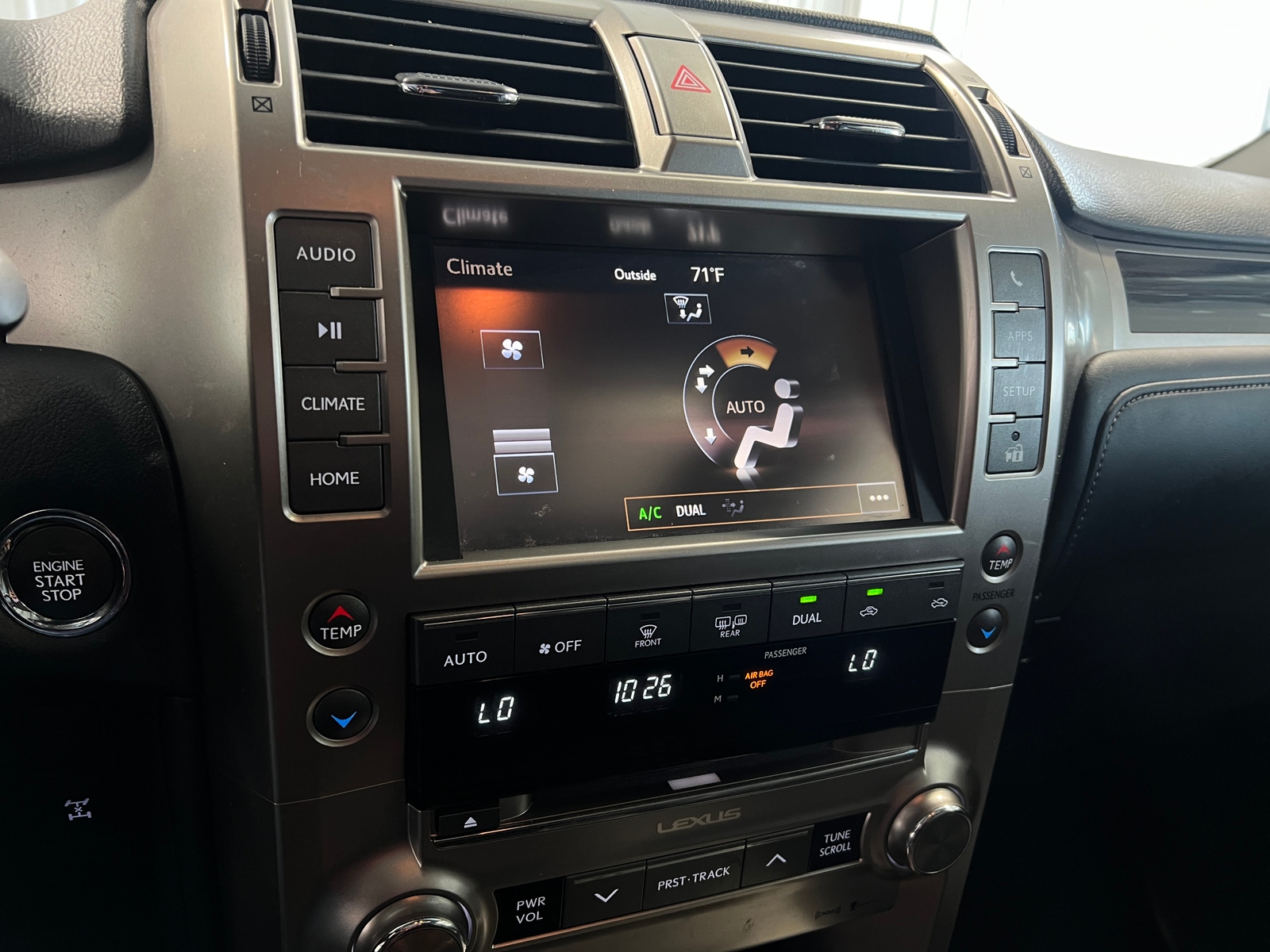 Thumbnail: 2019 Lexus GX - 3