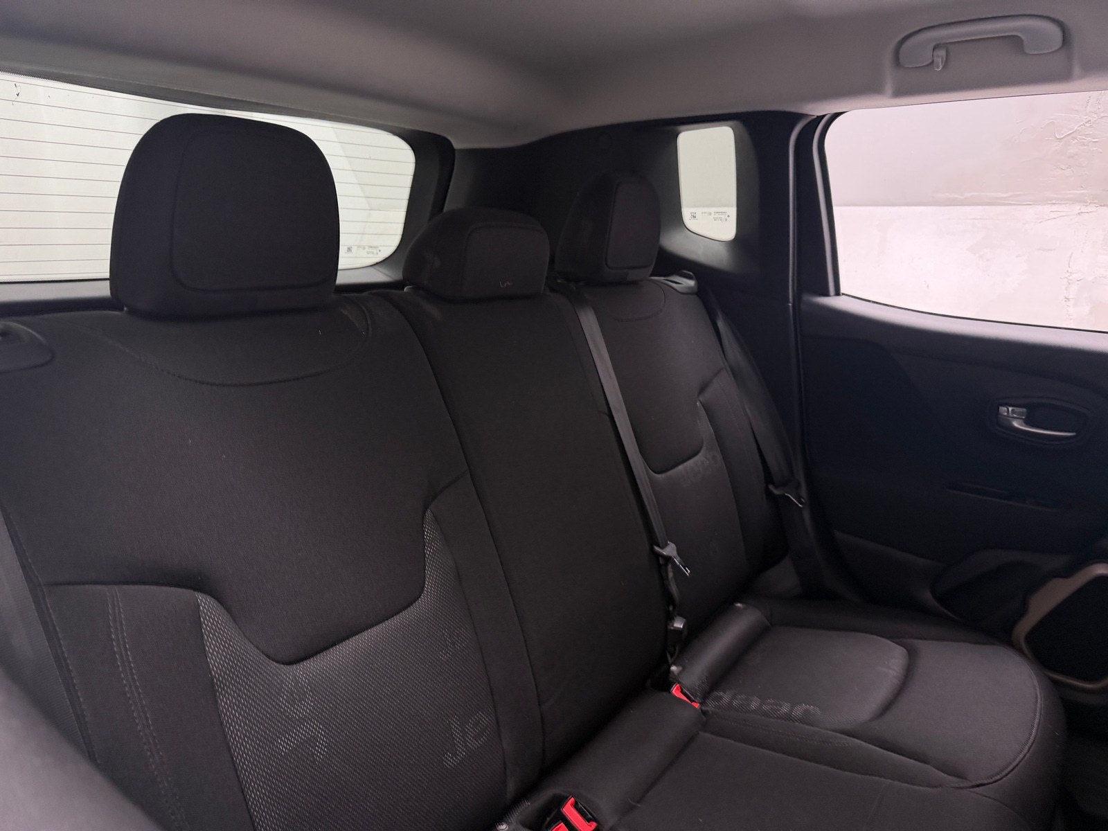 Thumbnail: 2017 Jeep Renegade - 6