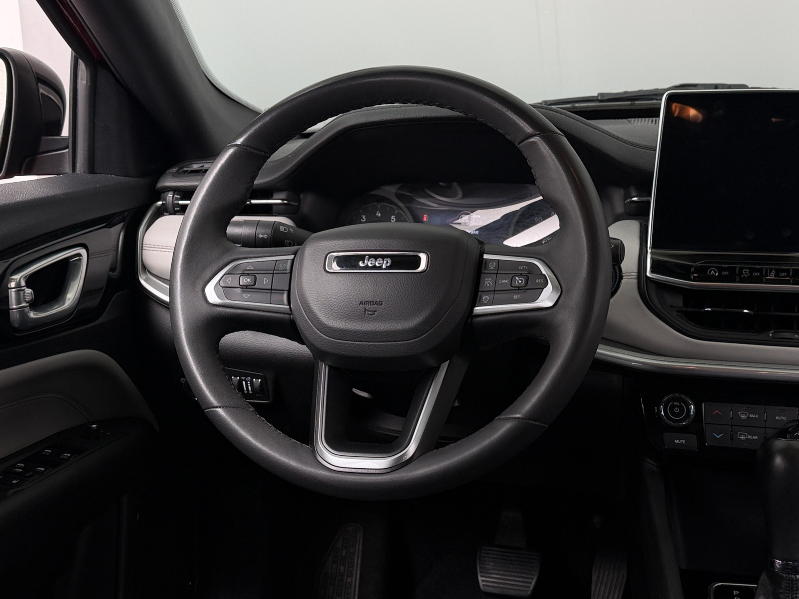Thumbnail: 2025 Jeep Compass - 4