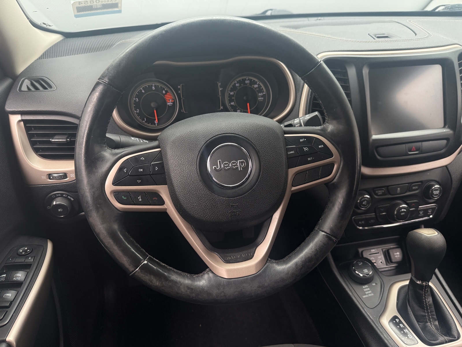 Thumbnail: 2017 Jeep Cherokee - 5