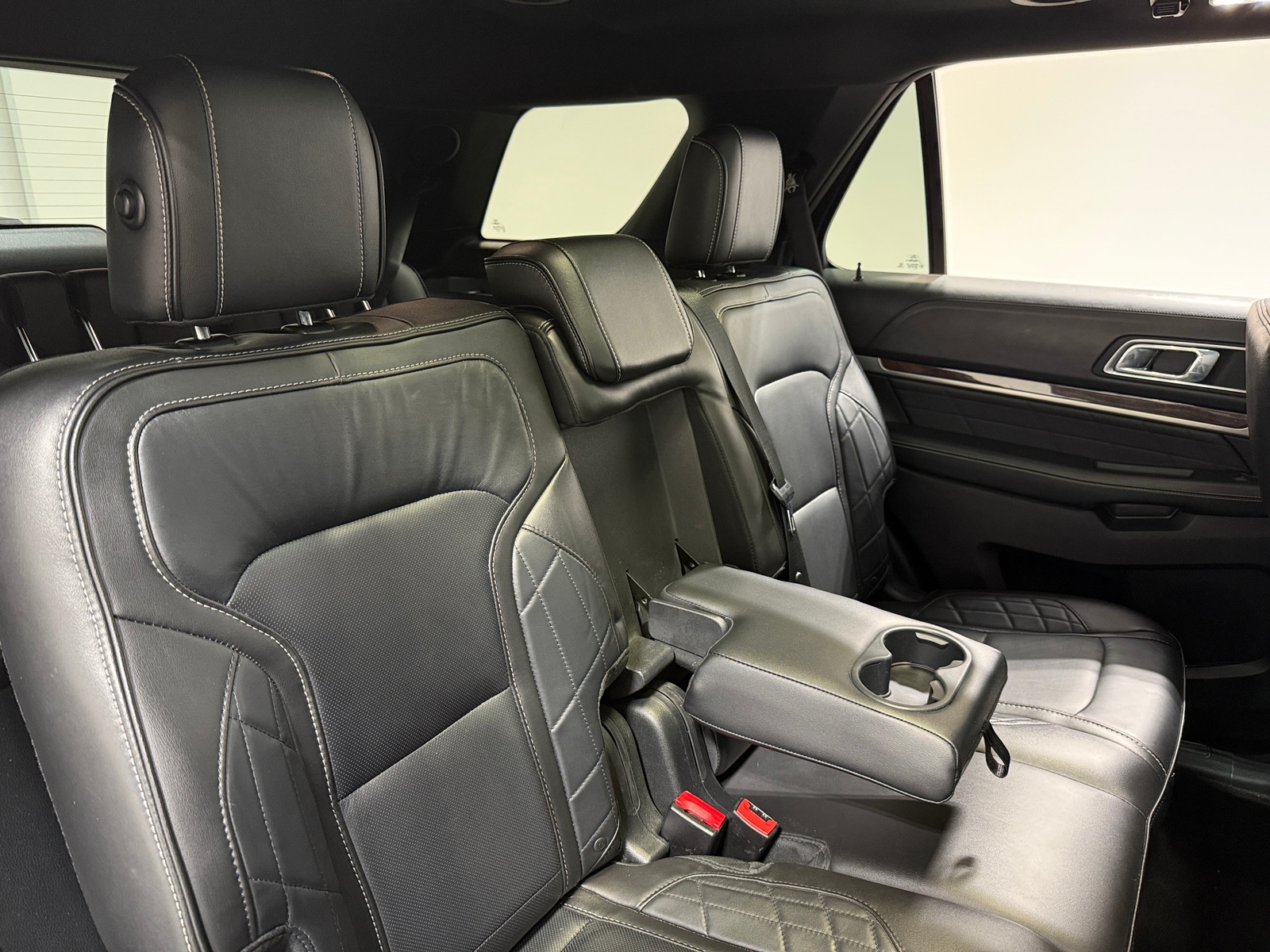 Thumbnail: 2018 Ford Explorer - 5