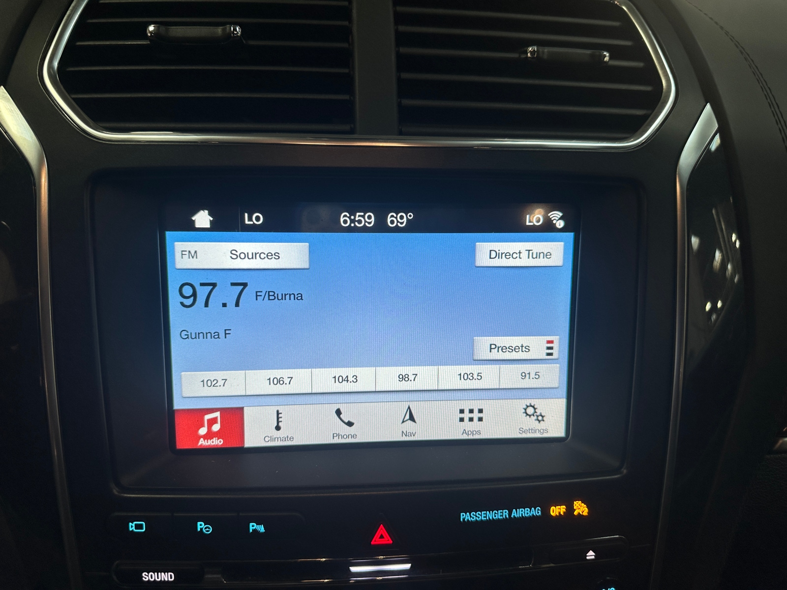 Thumbnail: 2018 Ford Explorer - 3