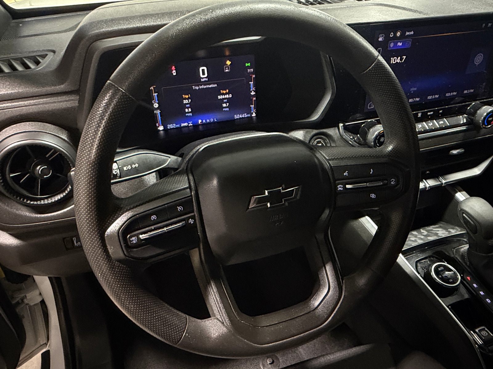 Thumbnail: 2023 Chevrolet Colorado - 5