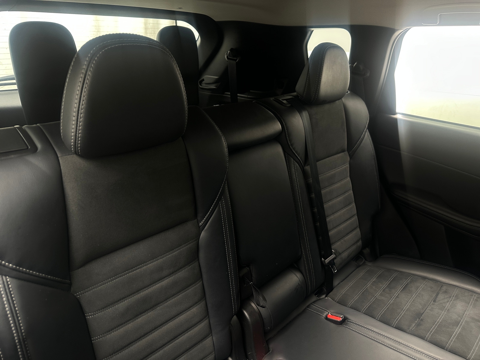 Thumbnail: 2024 Mitsubishi Outlander - 5