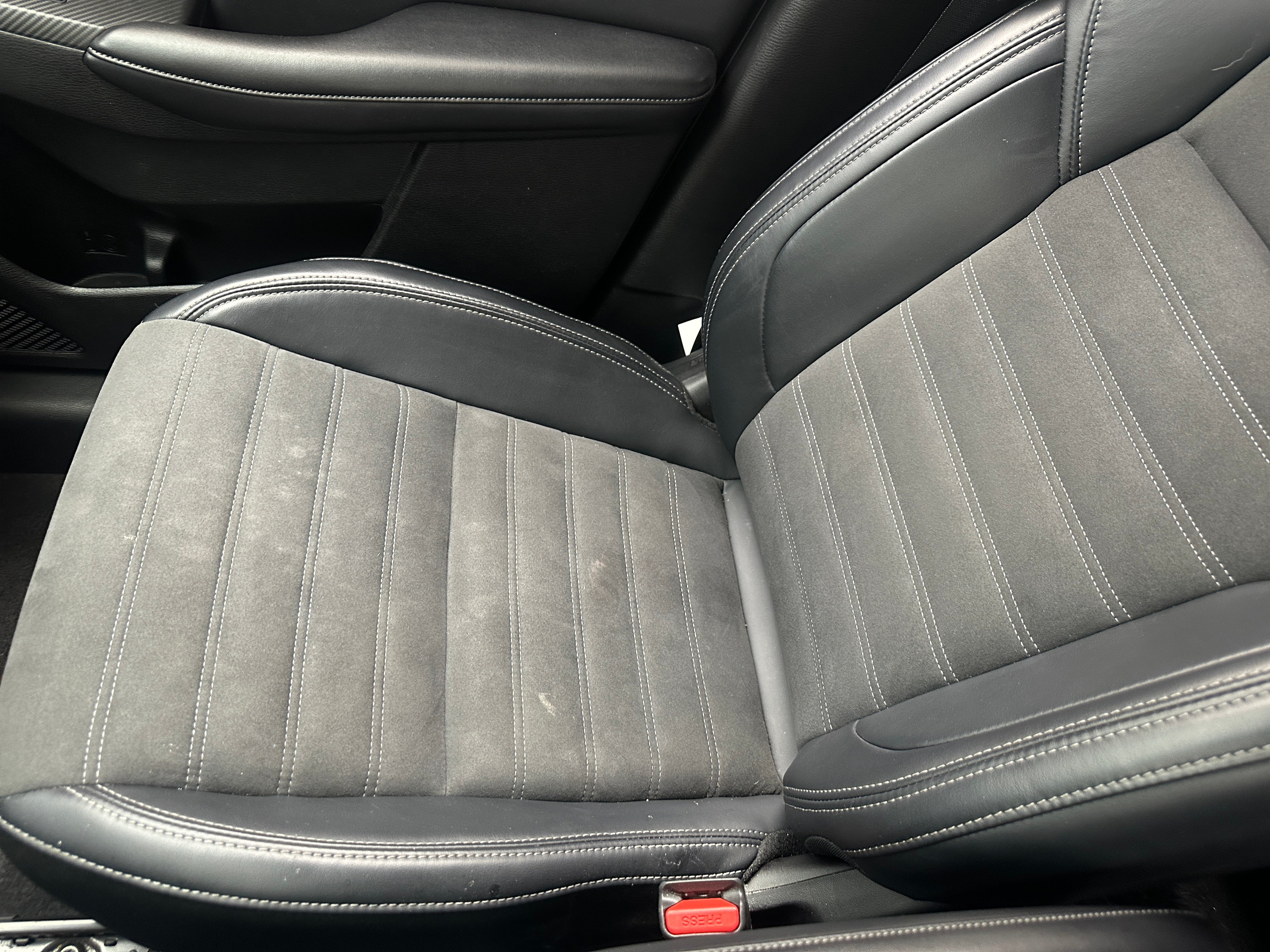 2024 Mitsubishi Outlander SE - Photo 25
