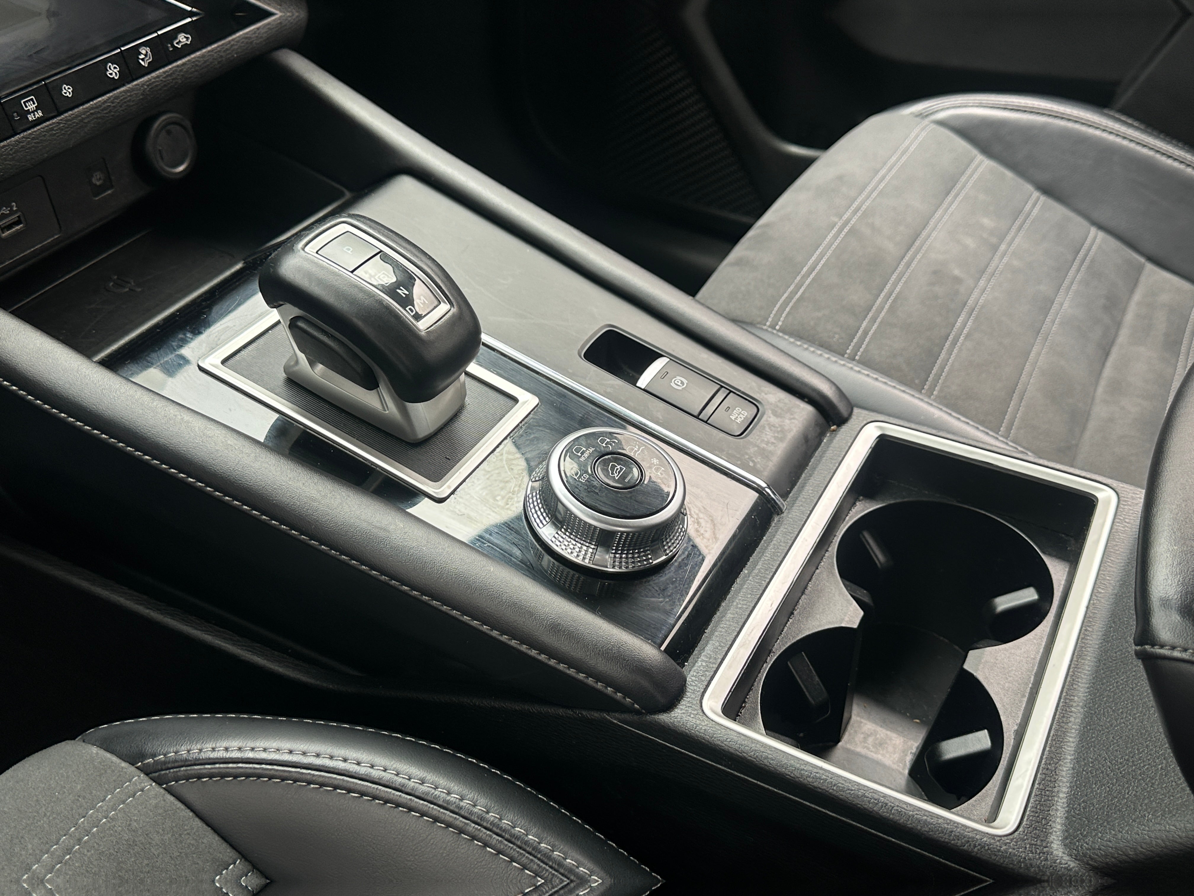 2024 Mitsubishi Outlander SE - Photo 26