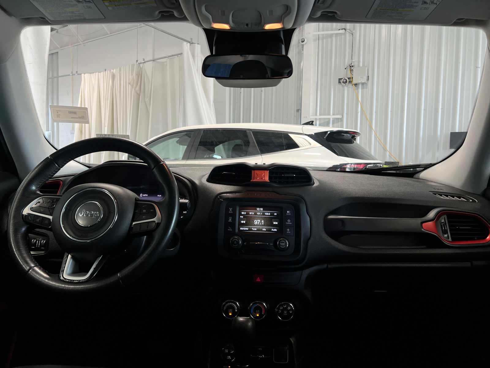 Thumbnail: 2016 Jeep Renegade - 3