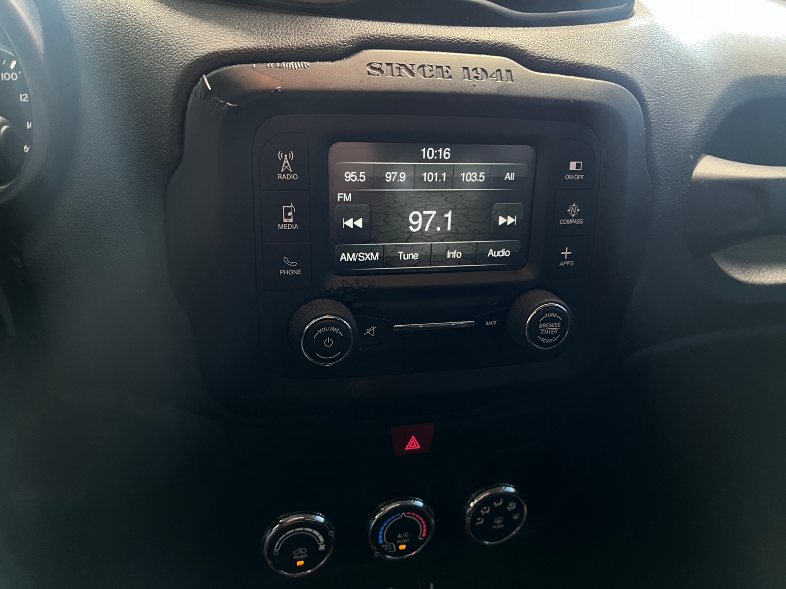 Thumbnail: 2016 Jeep Renegade - 4