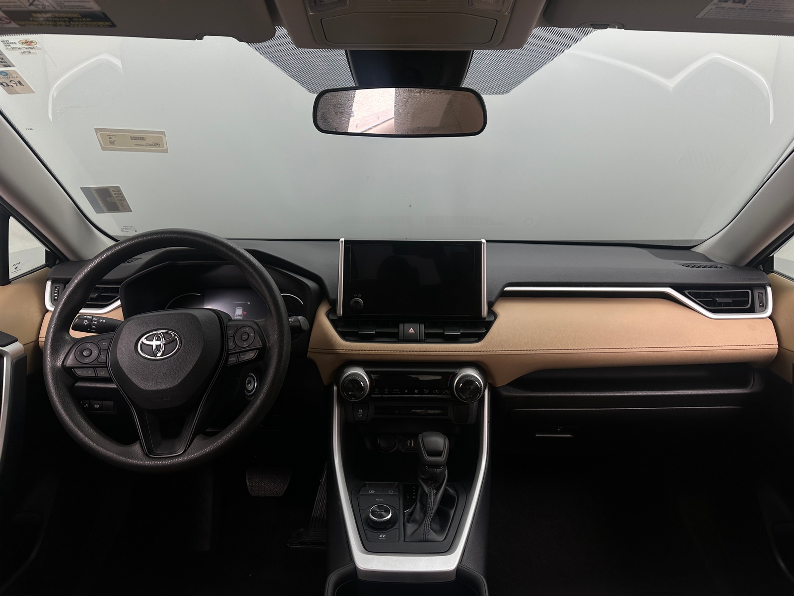 Thumbnail: 2023 Toyota RAV4 - 3