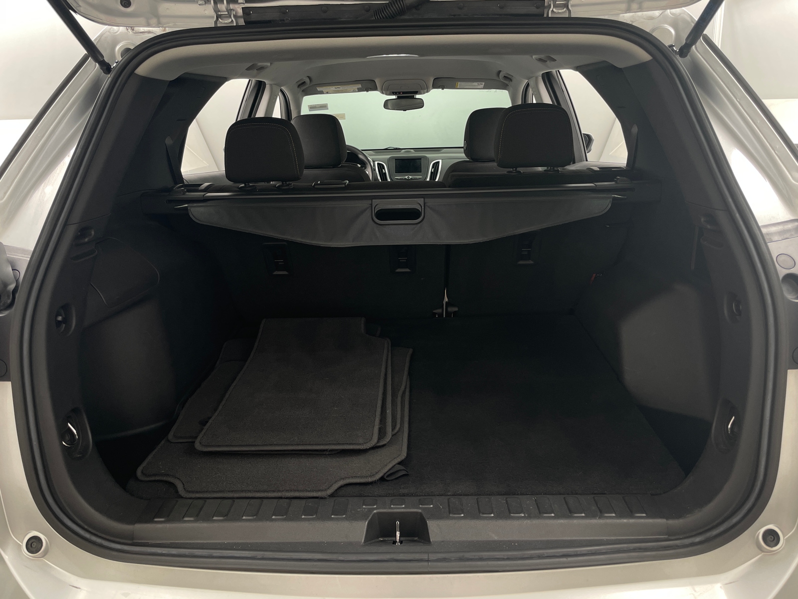Thumbnail: 2022 Chevrolet Equinox - 7