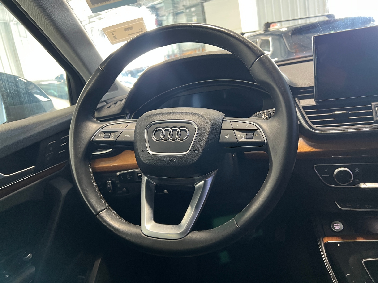 Thumbnail: 2021 Audi Q5 - 4