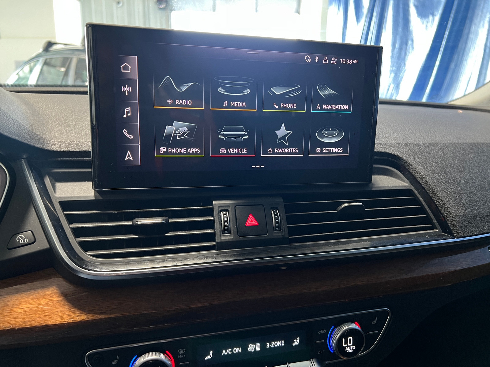 Thumbnail: 2021 Audi Q5 - 3