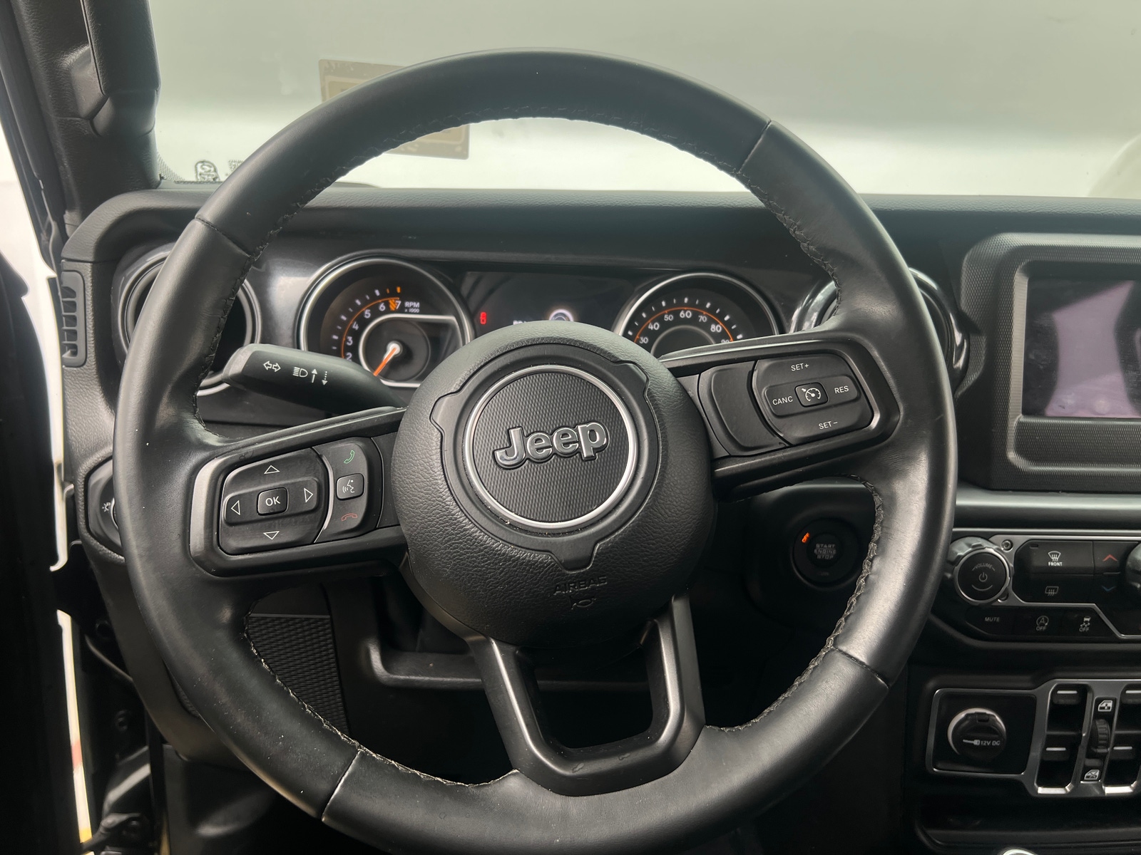 Thumbnail: 2022 Jeep Gladiator - 5
