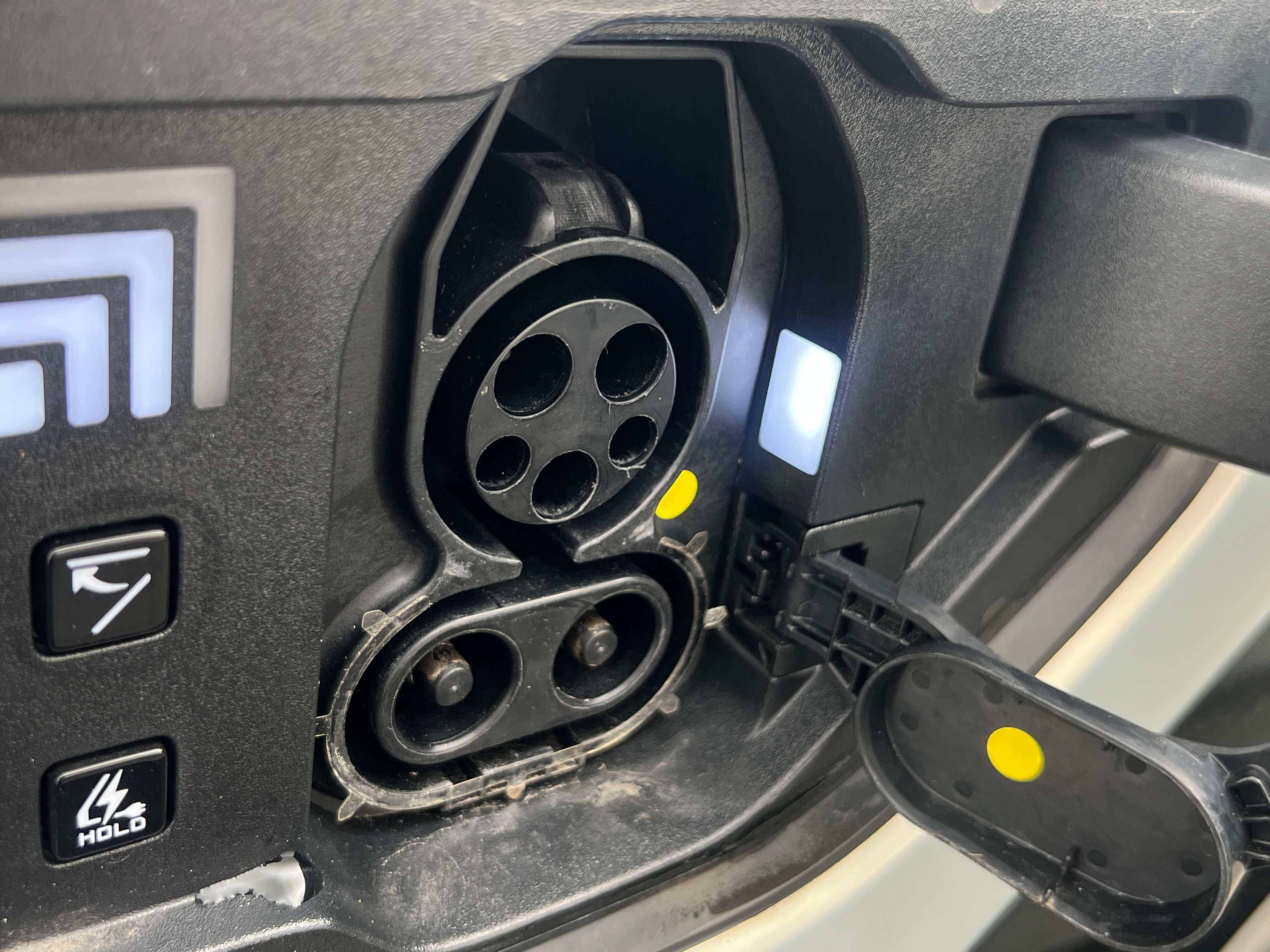 Used 2024 Kia EV9 GT-Line with VIN KNDAEFS57R6024629 for sale in Auburn, WA