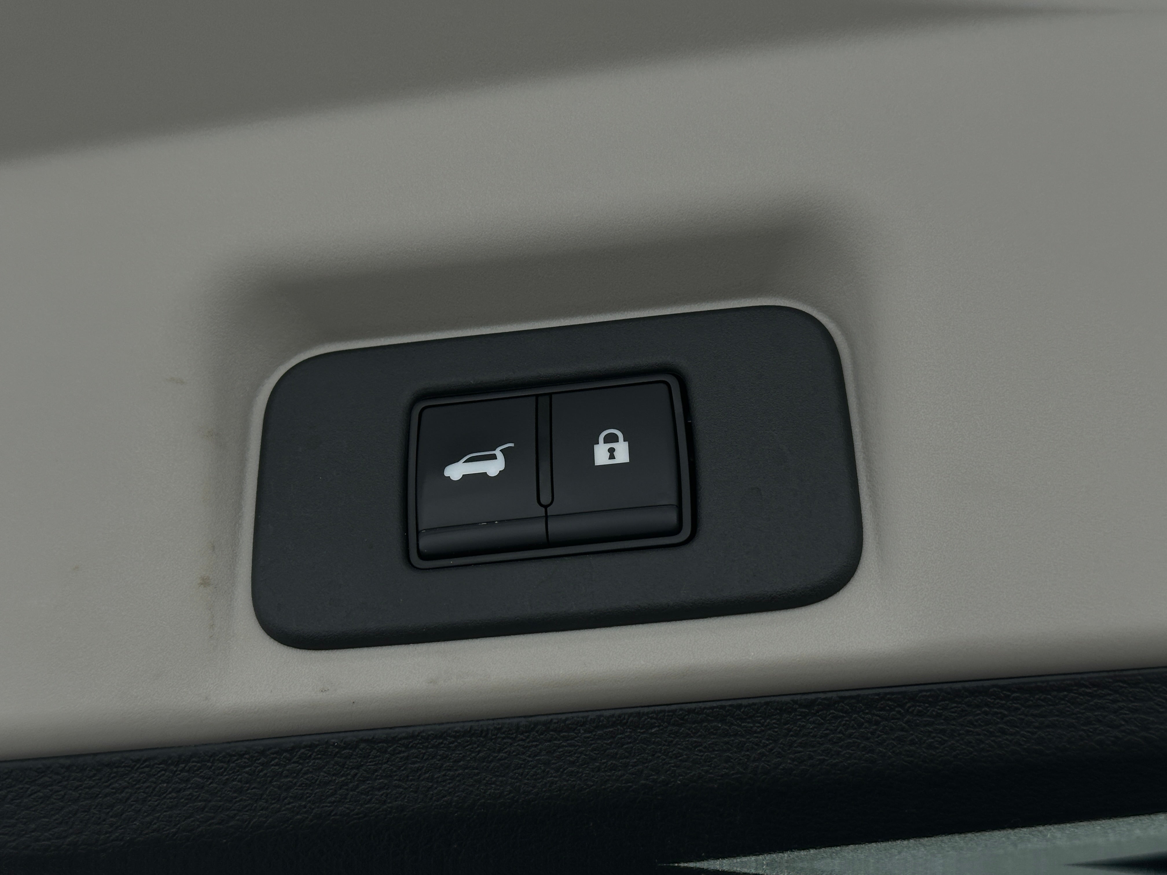 Used 2024 Nissan ARIYA Evolve+ with VIN JN1BF0BA6RM434588 for sale in Auburn, WA