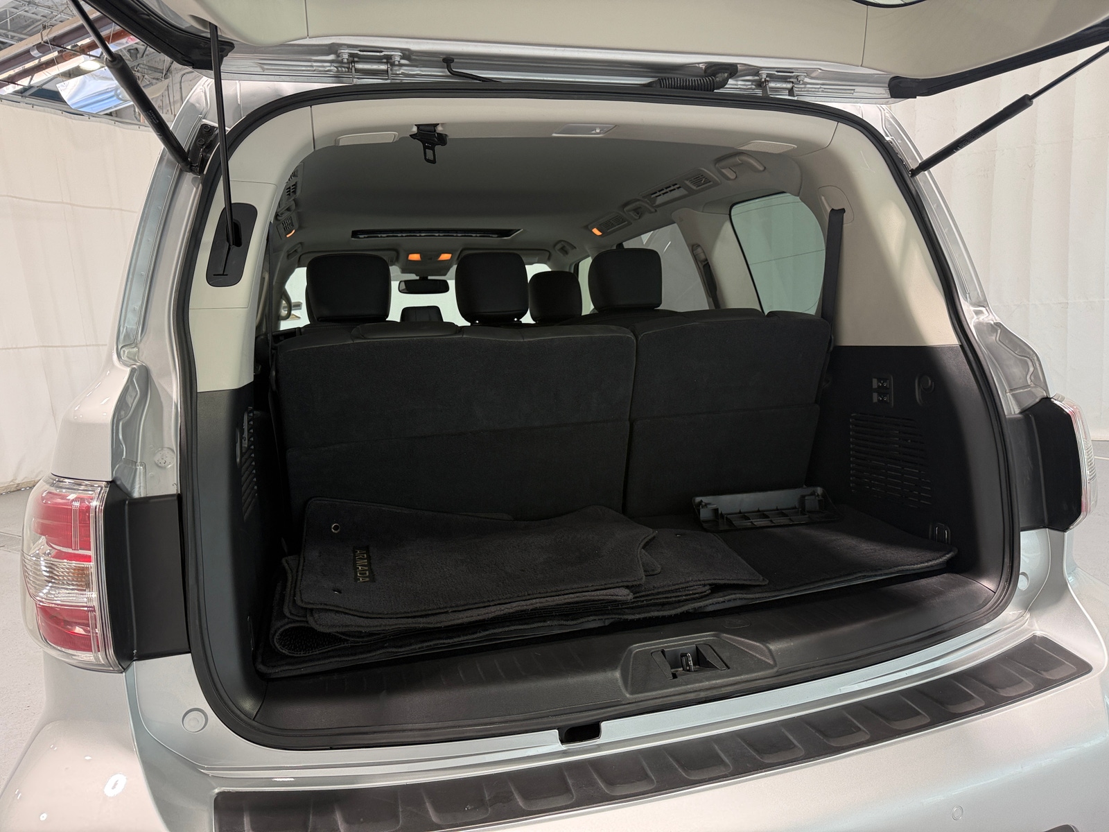 Thumbnail: 2018 Nissan Armada - 6